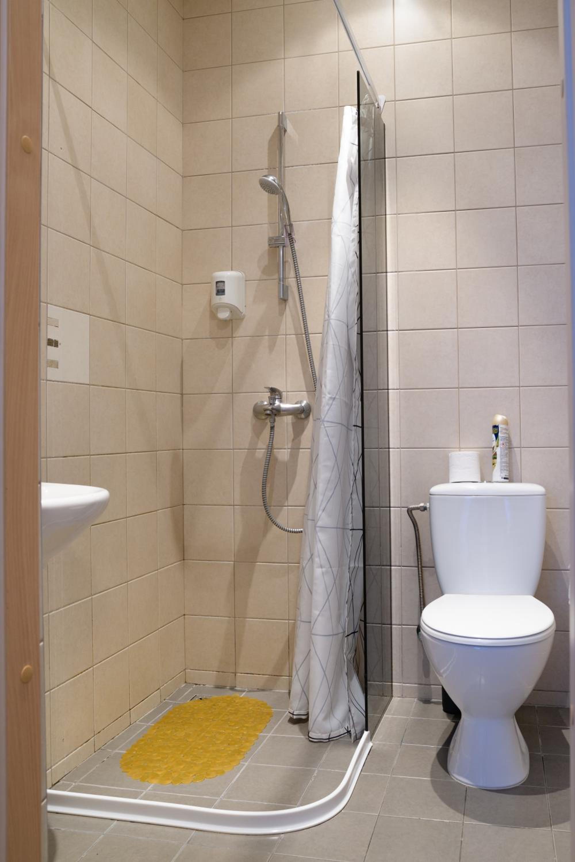 Double or Twin Room - Photo 36