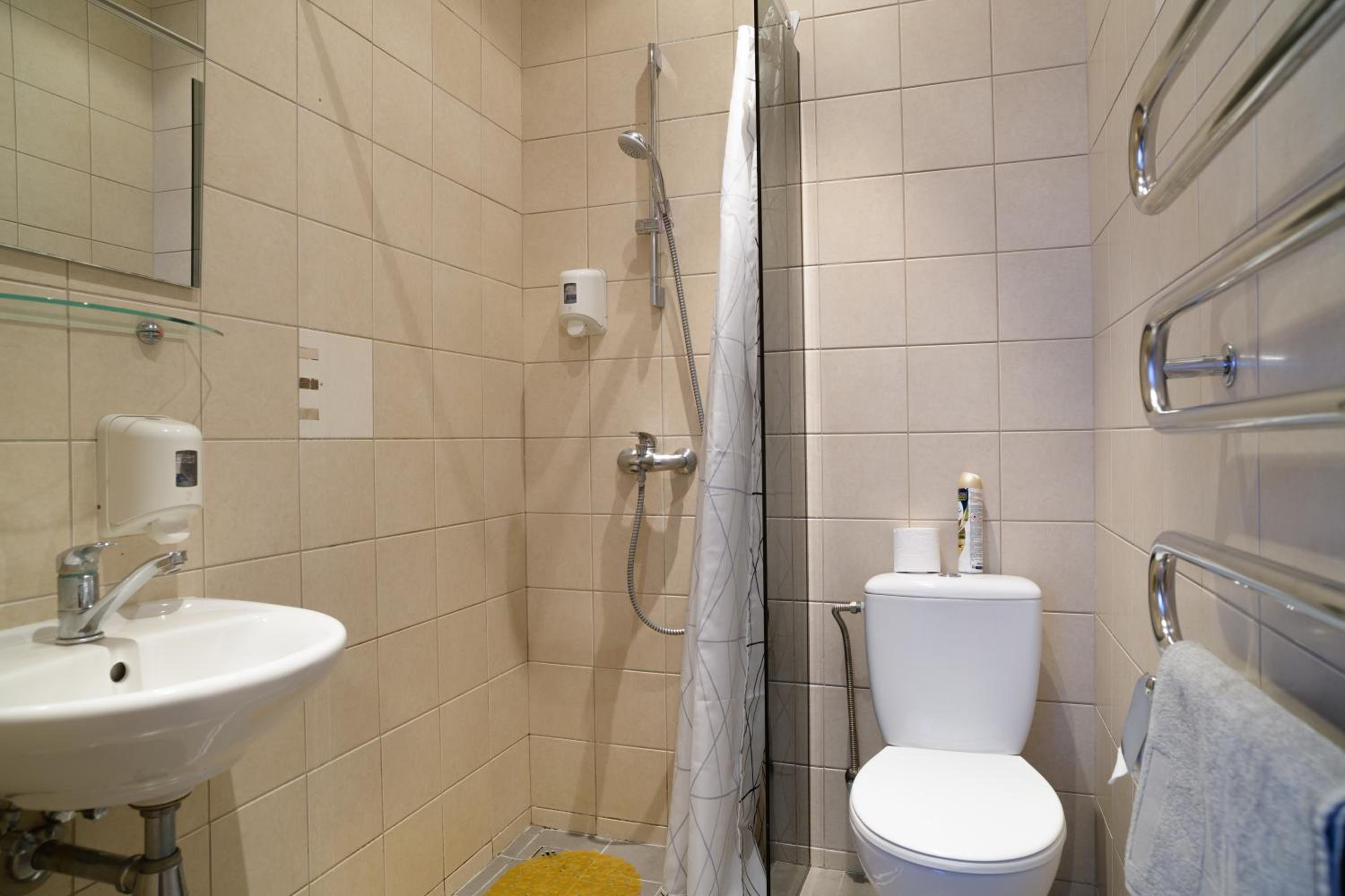 Basic Triple Room - Photo 4