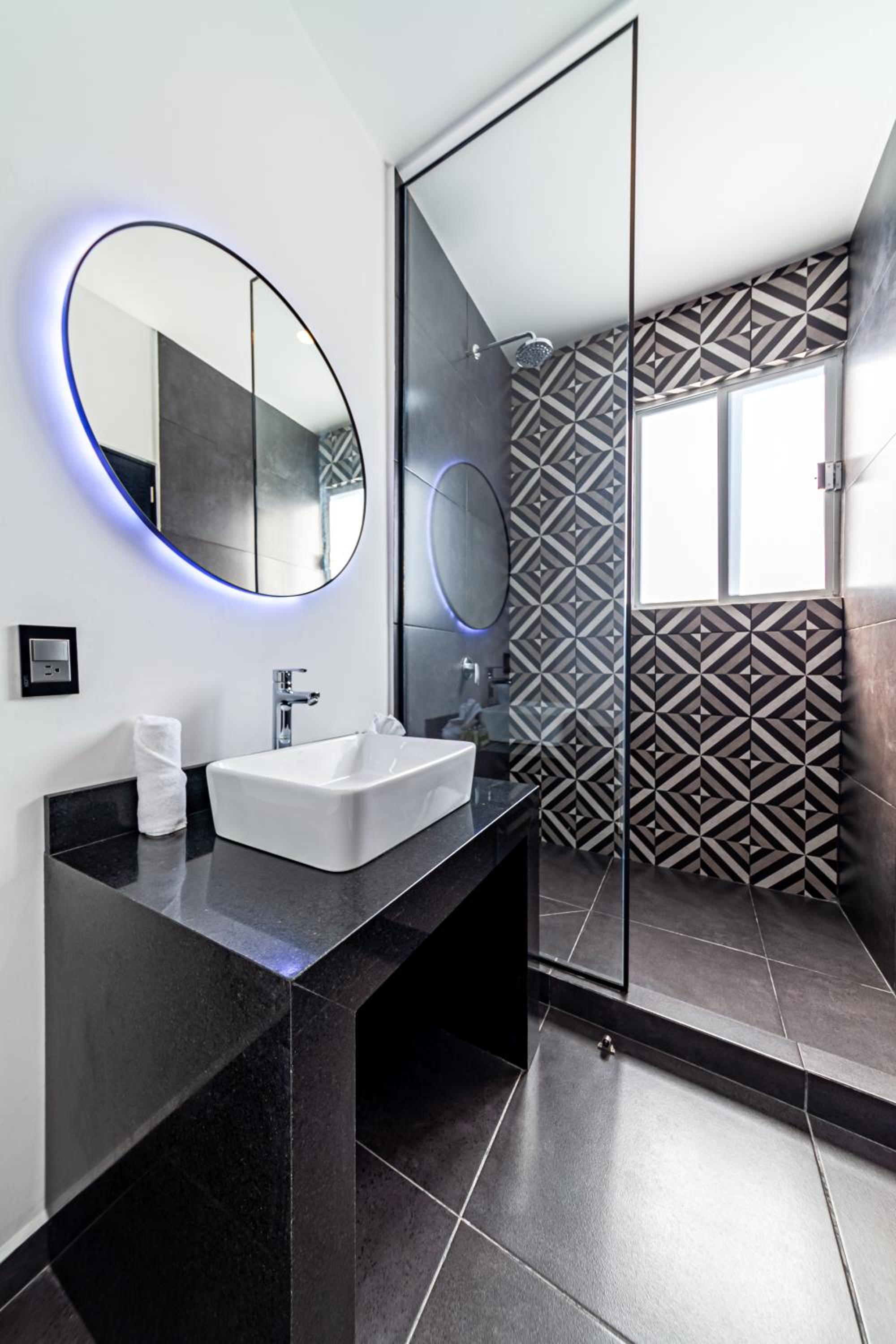 Superior Suite - Photo 3