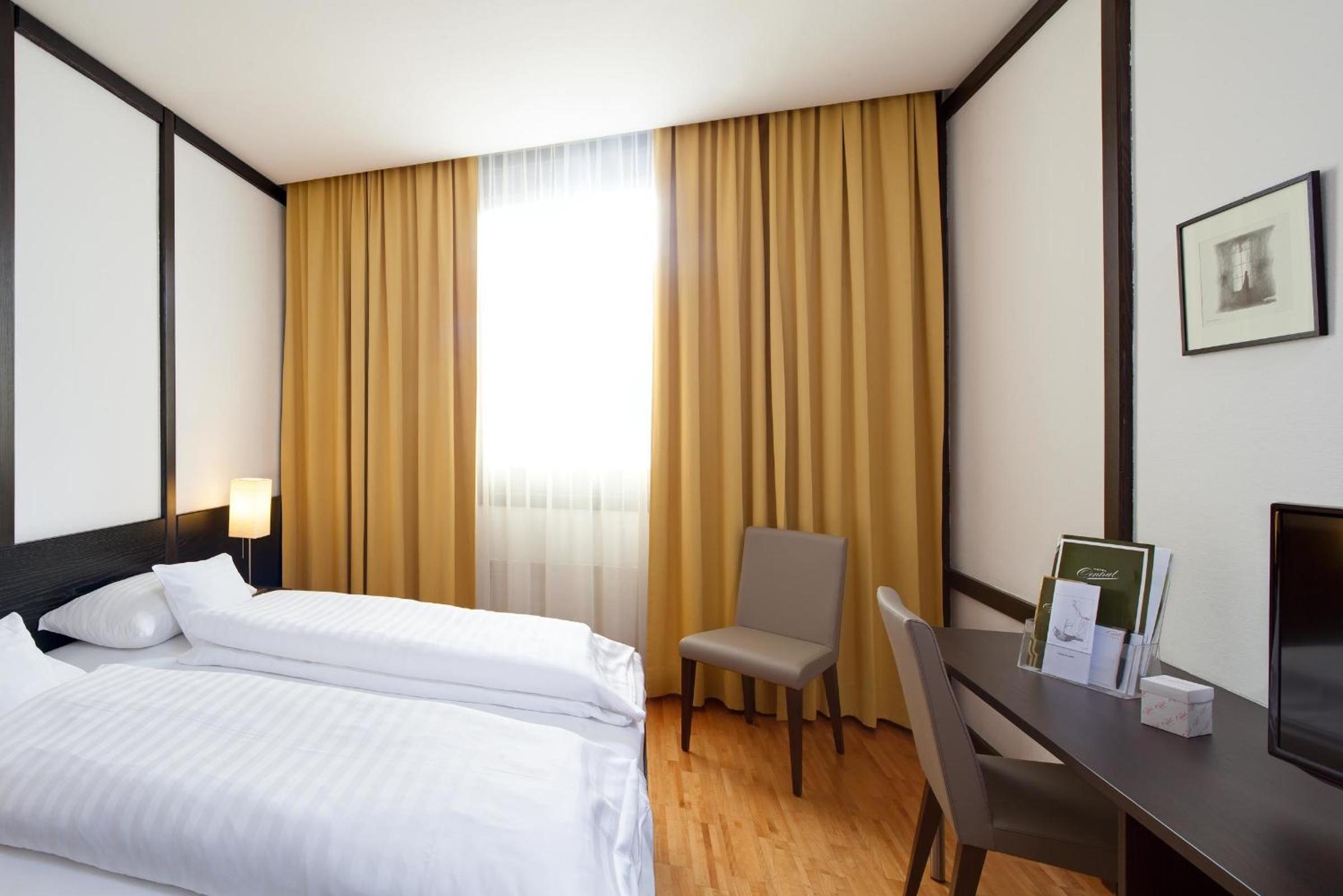 Standard Double Room - Photo 1
