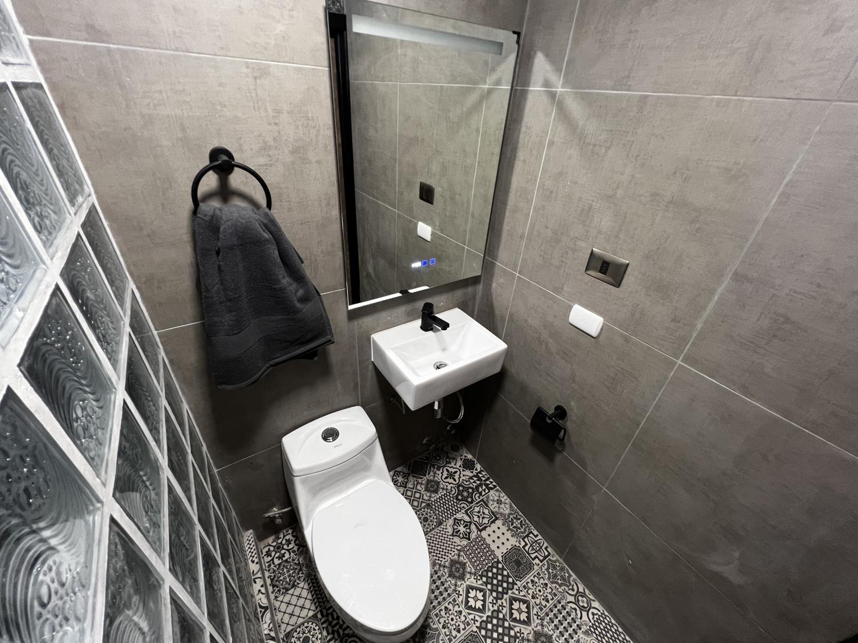 Double Room with Private Bathroom photo 3