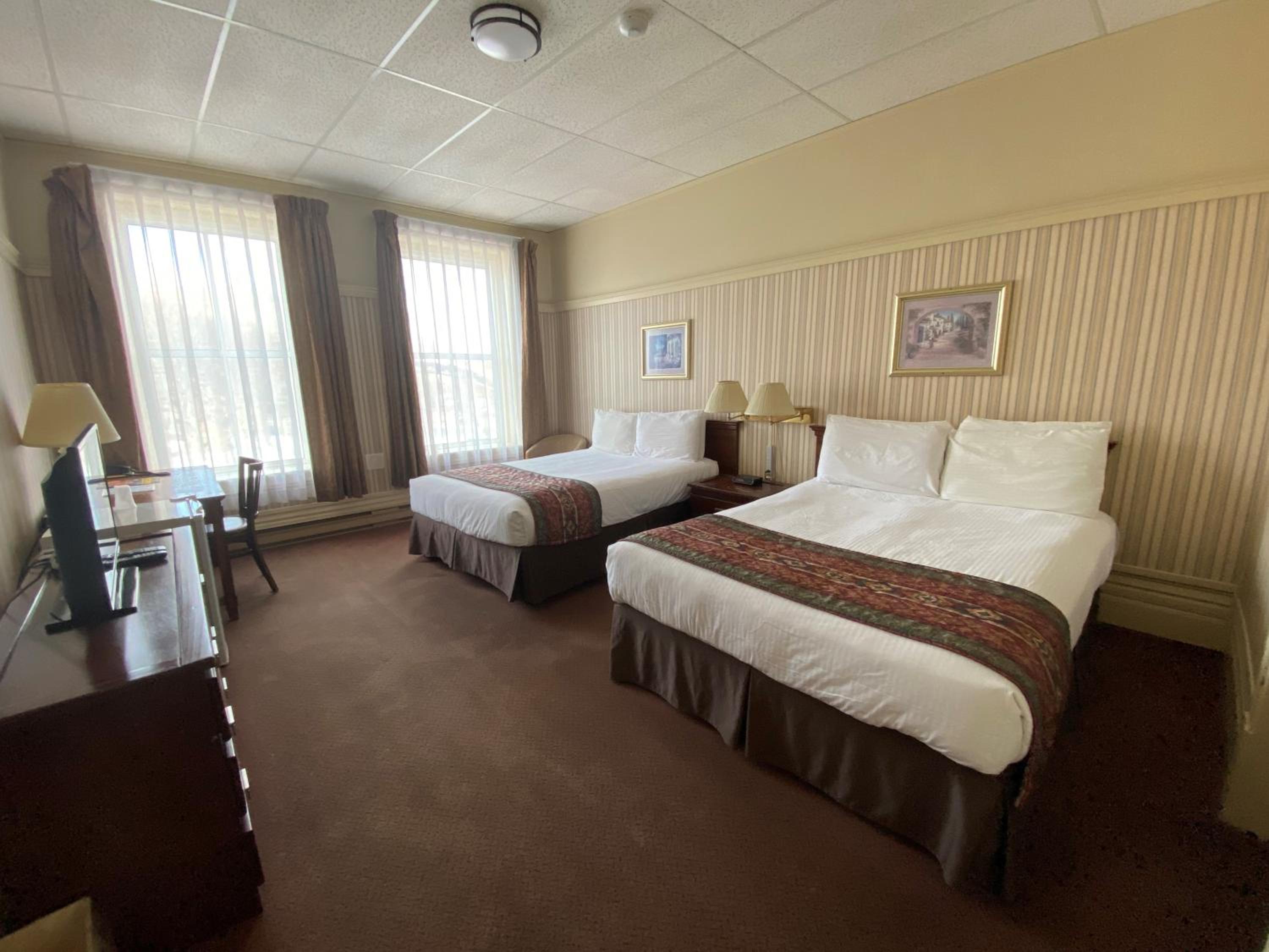 Queen Room with Two Queen Beds