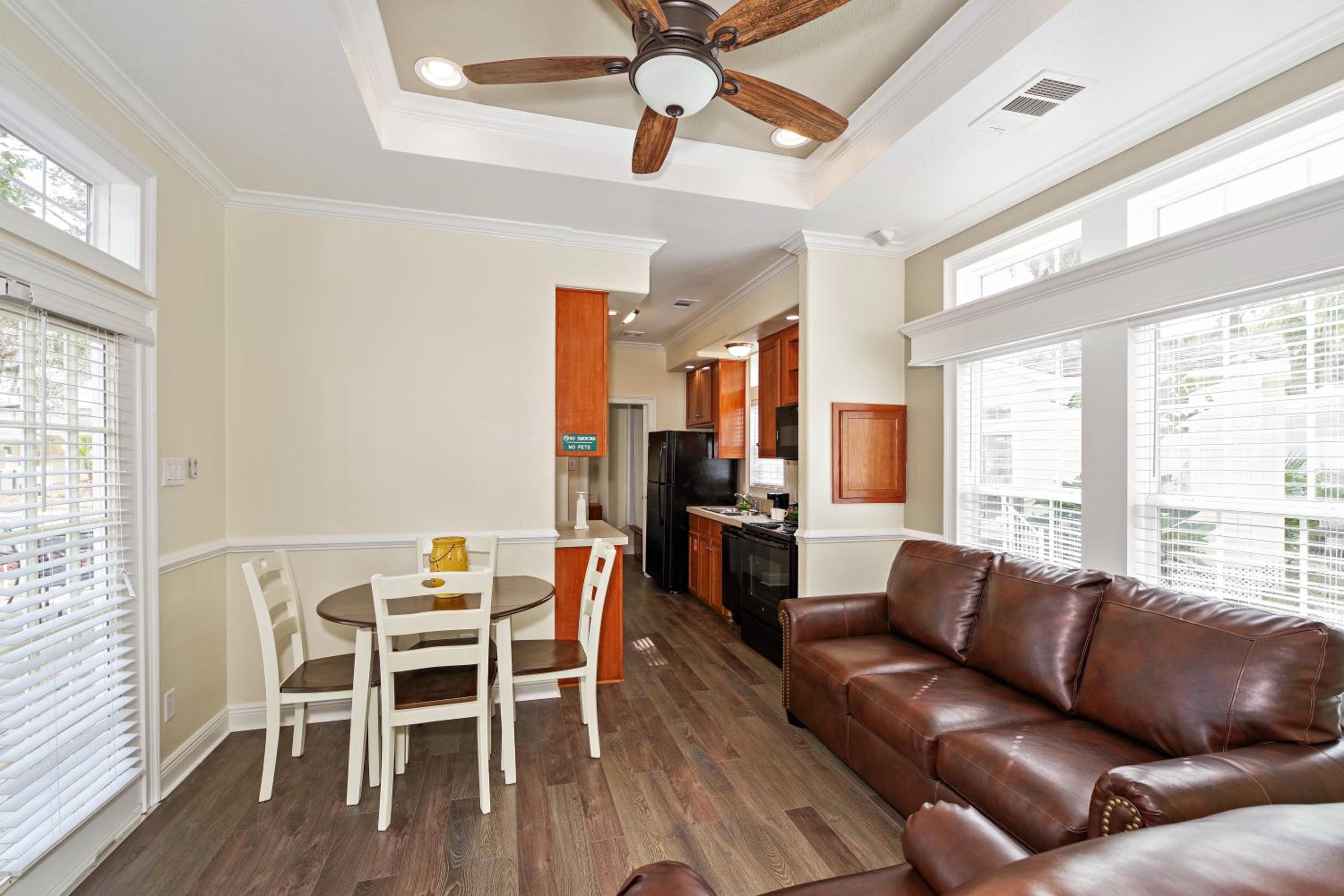 2-bedroom Elite cottage