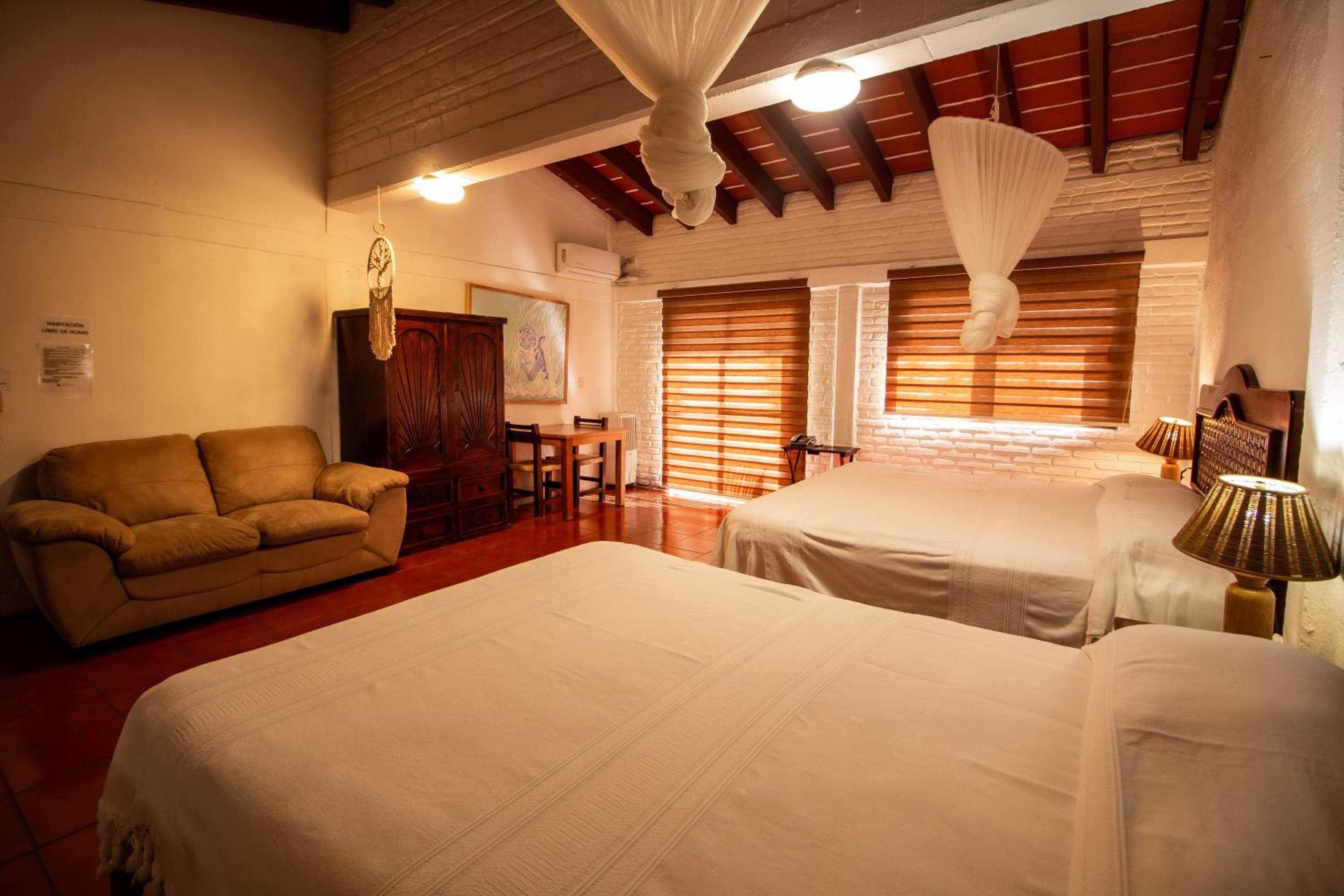 Twin Room photo 2