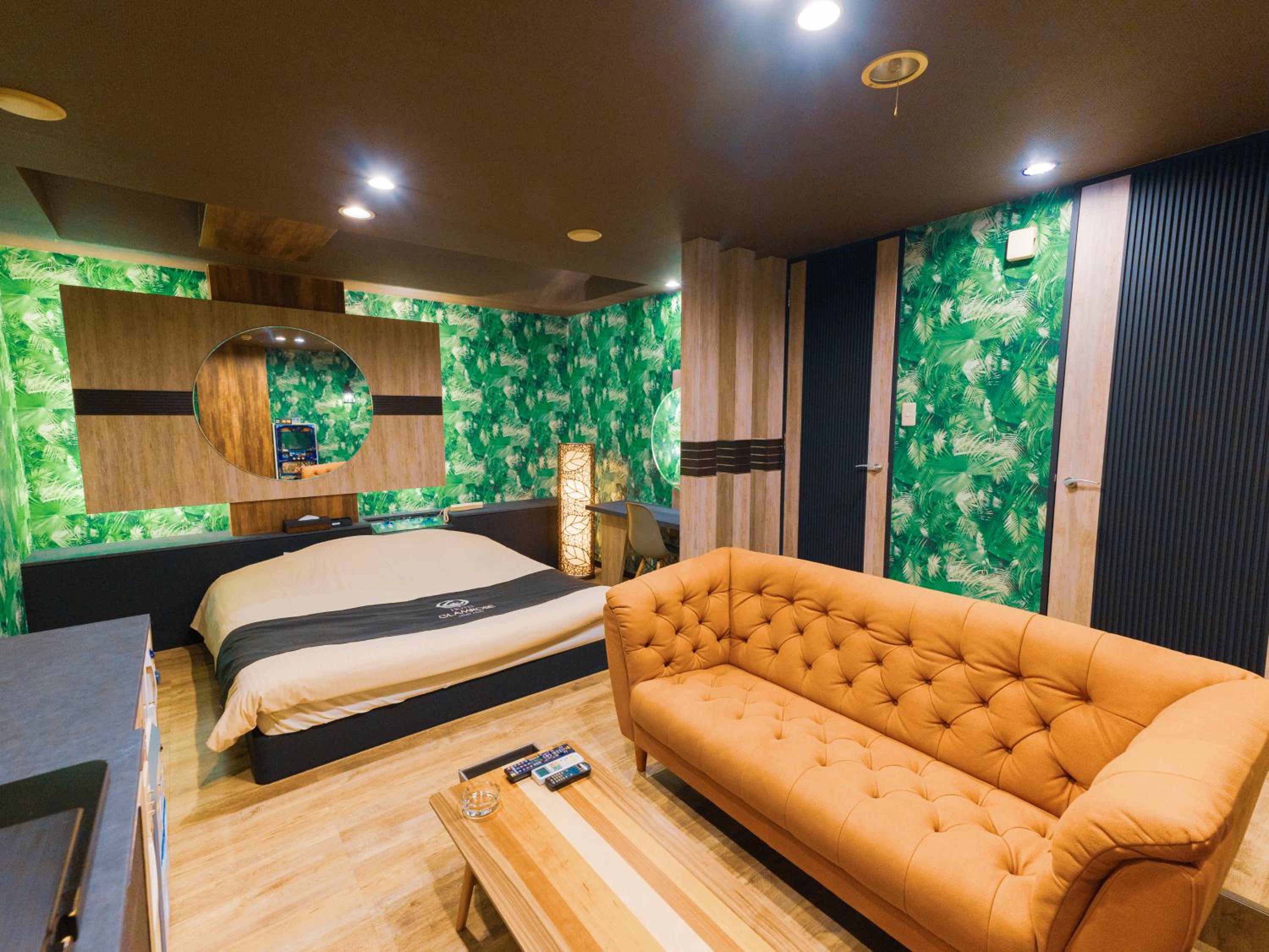 Deluxe Queen Room
