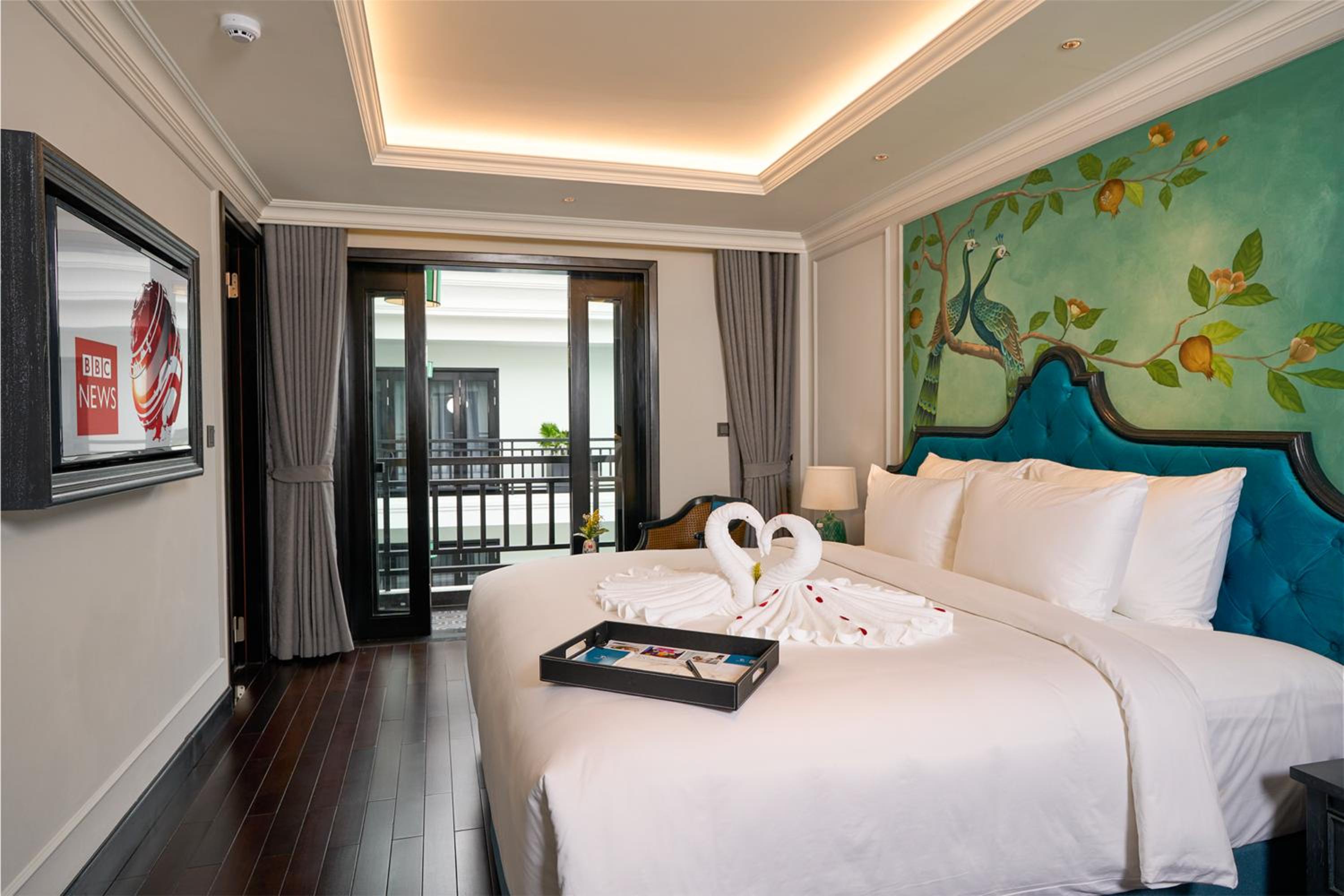 Duplex Suite - Photo 1