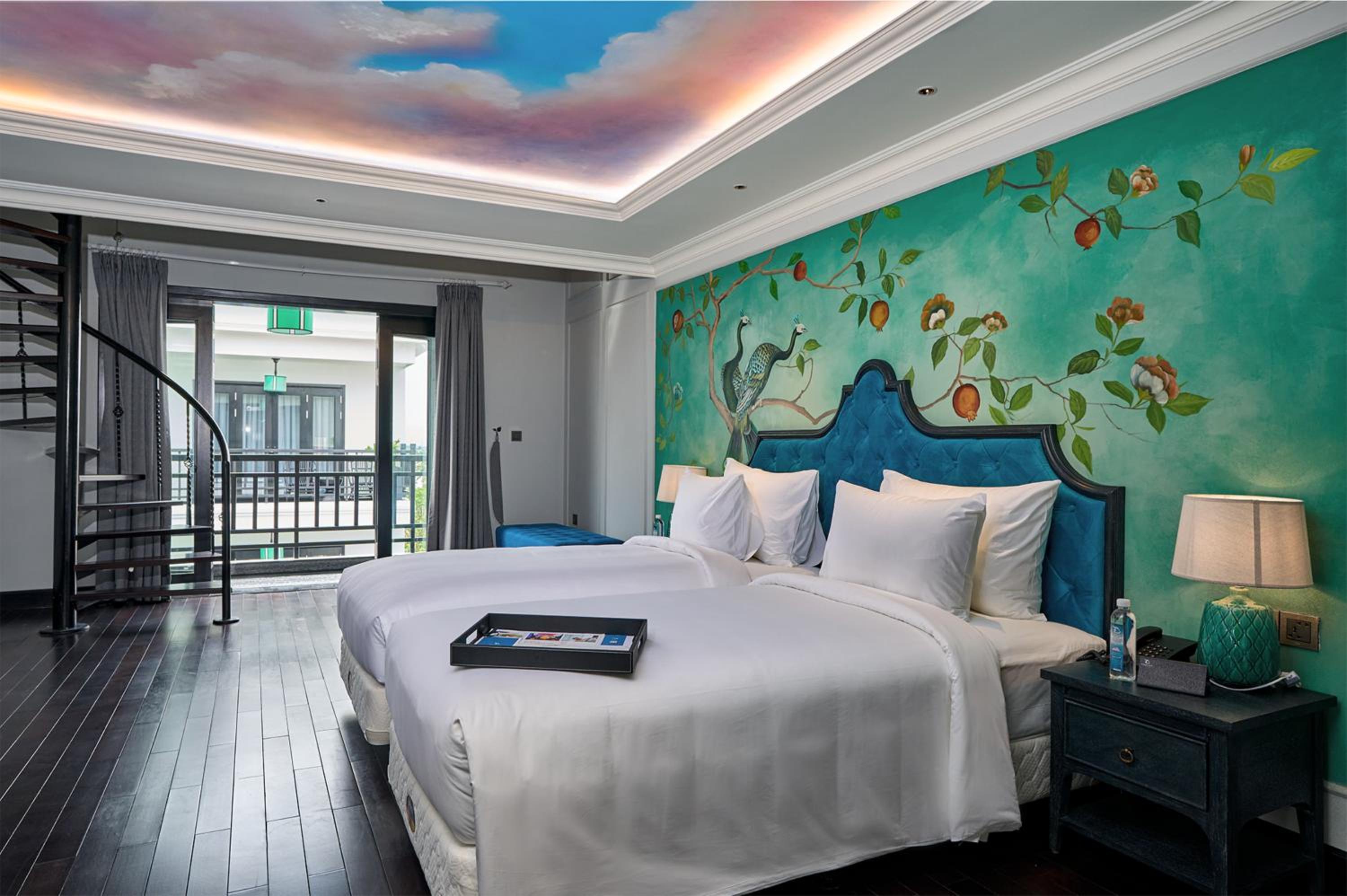 Club Duplex Suite - Photo 1