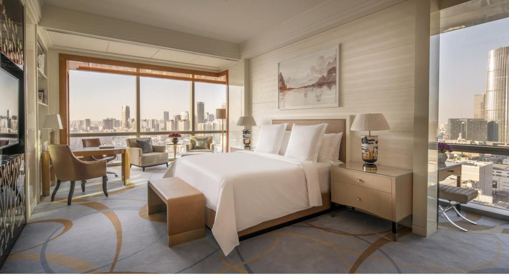 Premier King Room