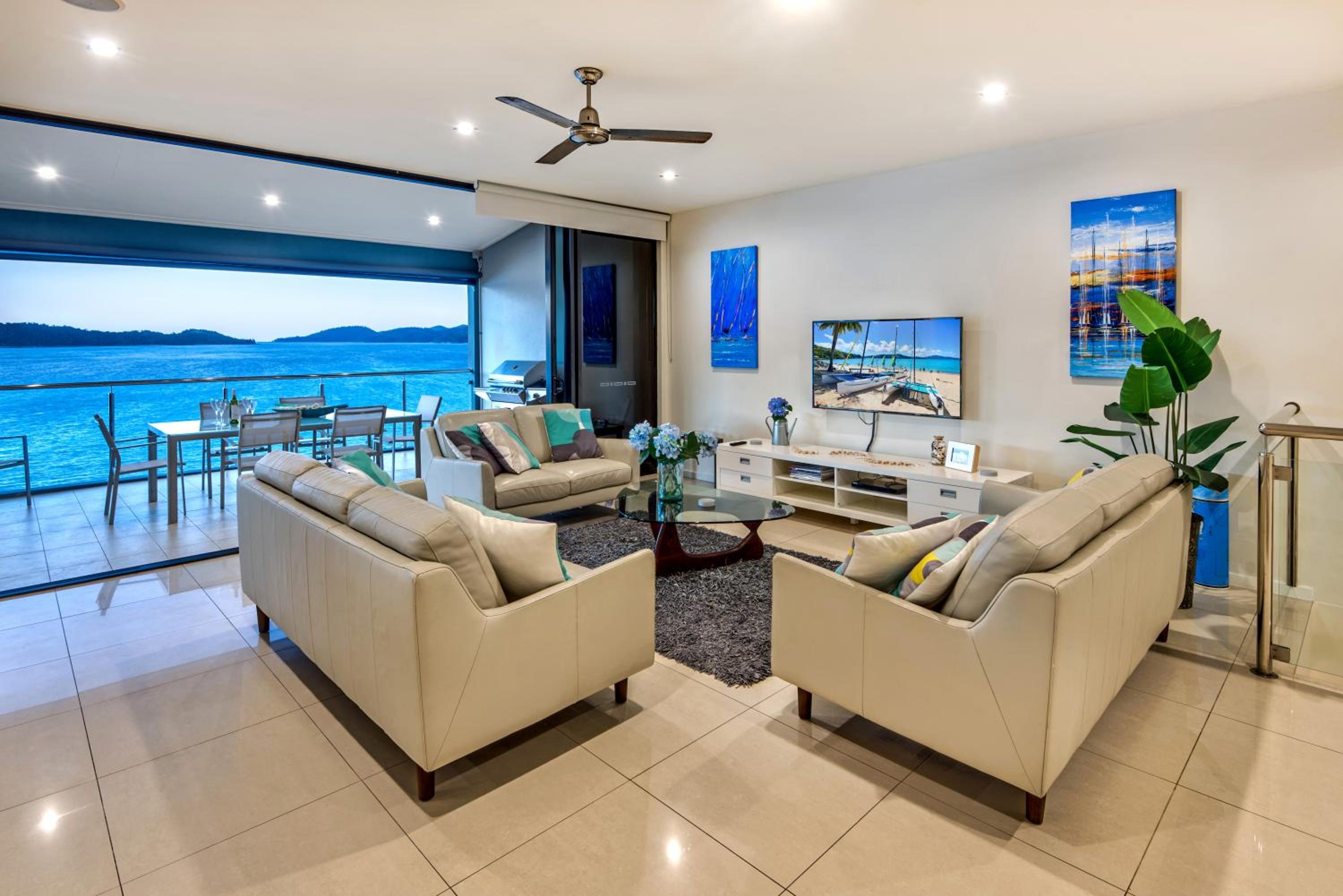 3 Bedroom Sea View Apartment - Apartment 14
