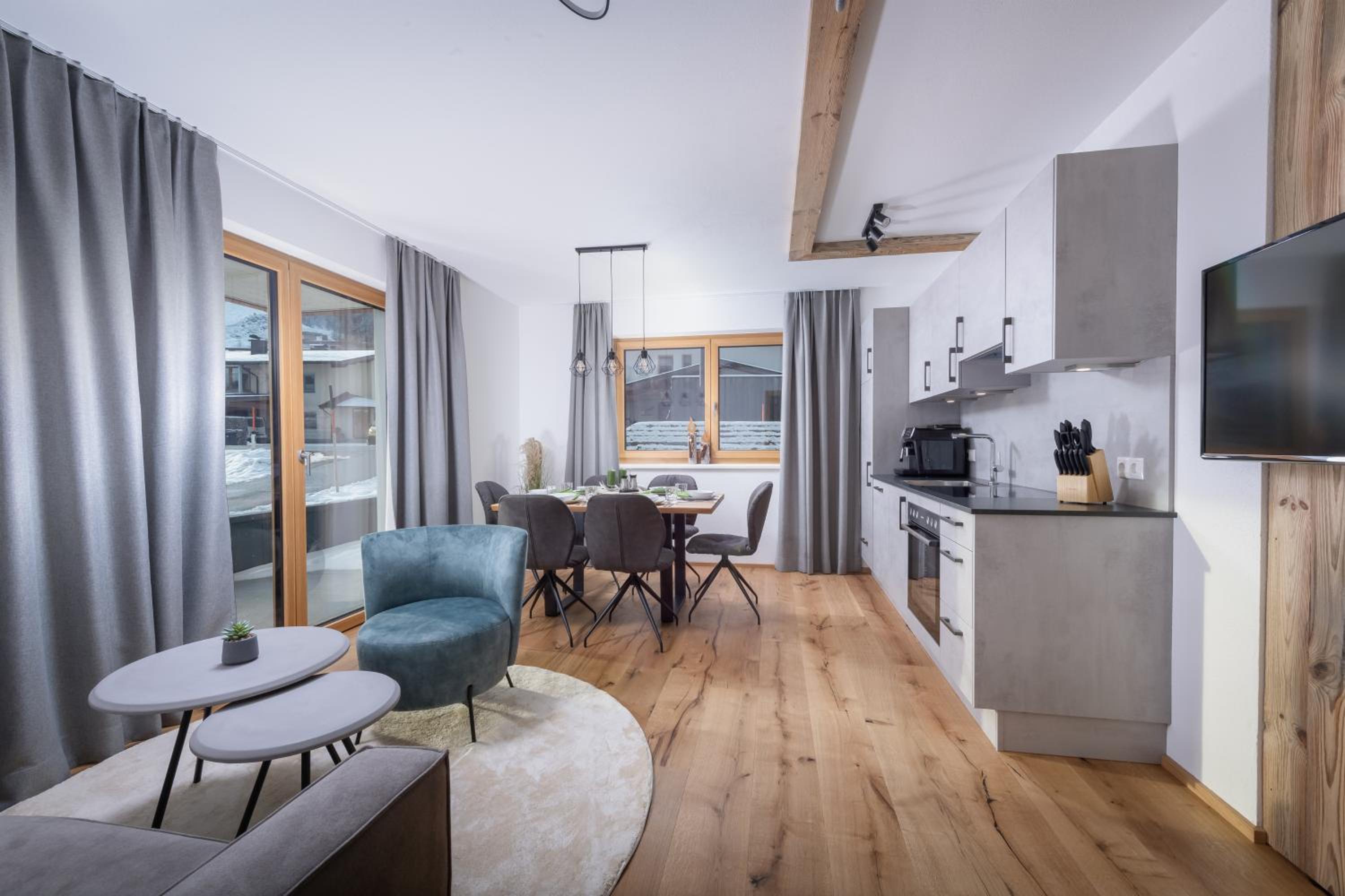 Apartment with Terrace