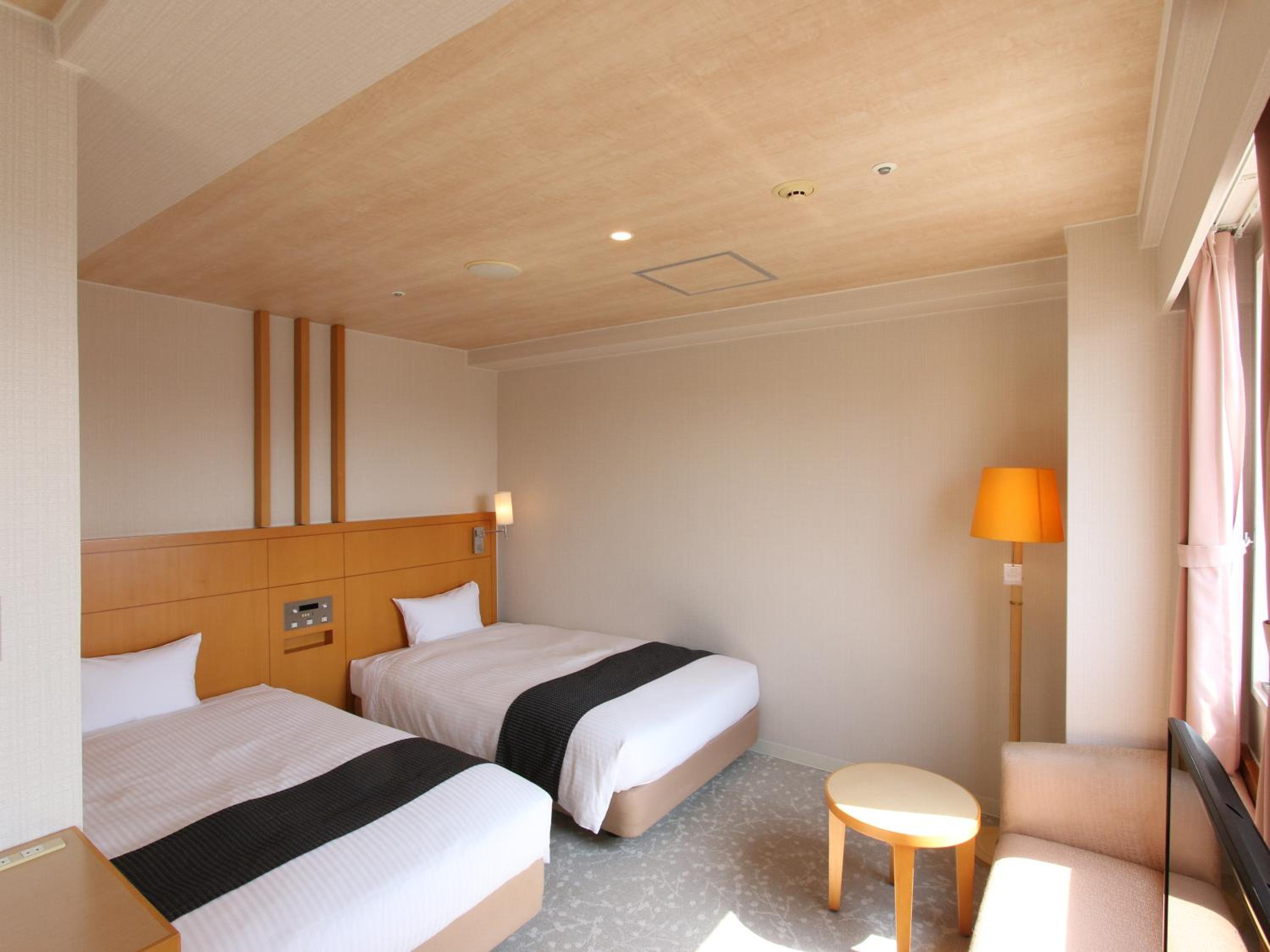 Standard Twin Room - Non-Smoking - Photo 1