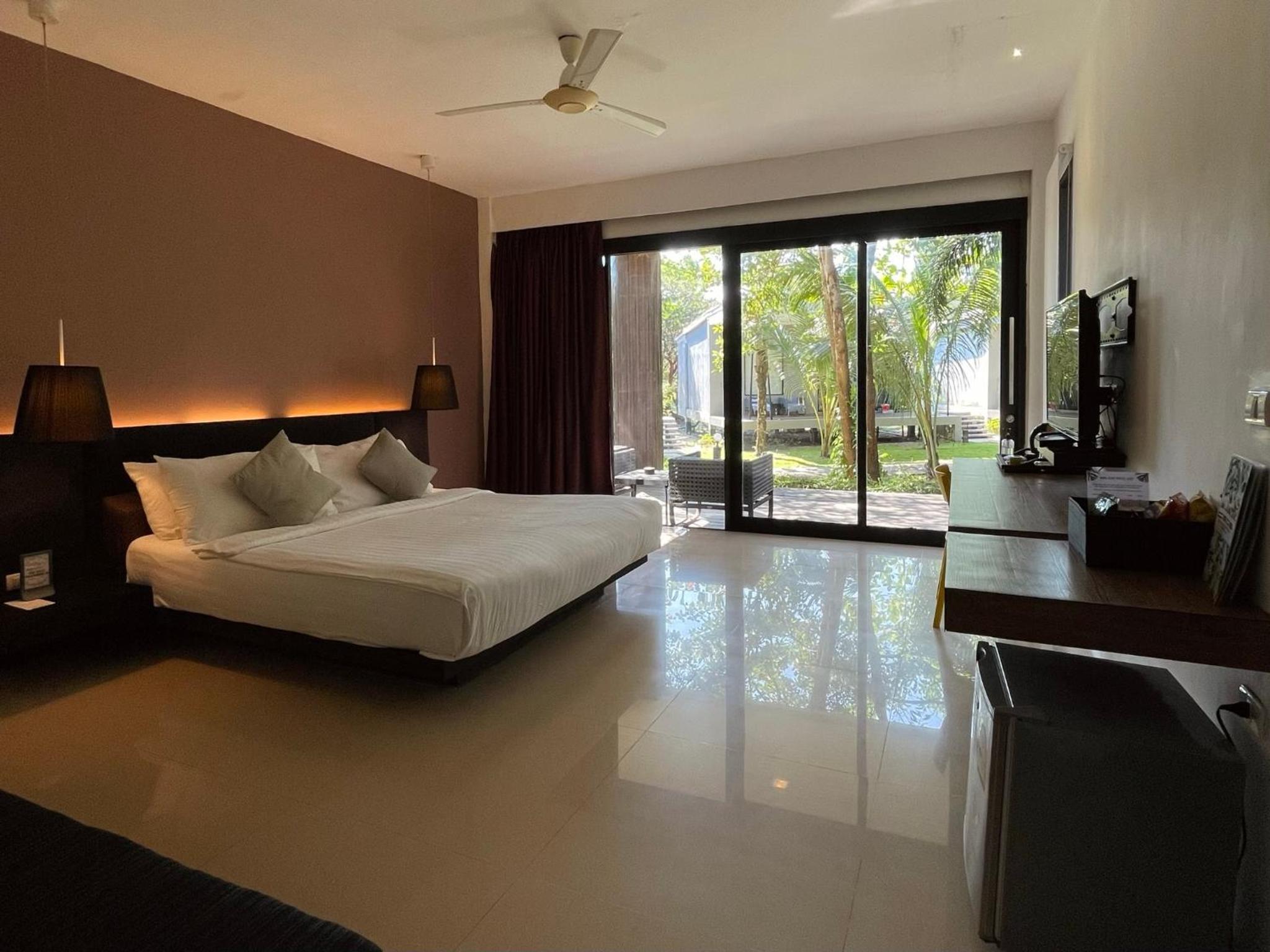 Deluxe Bungalow photo 3
