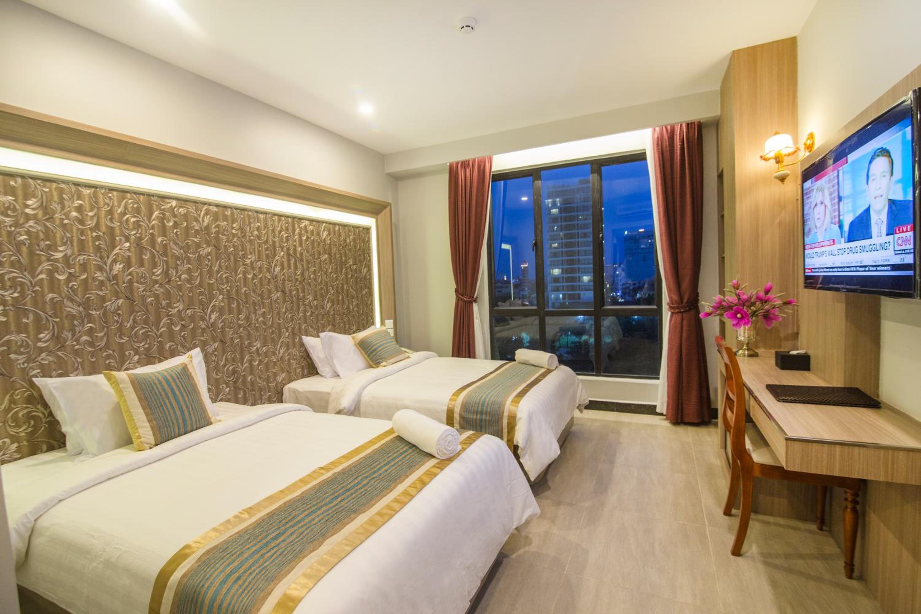 Deluxe Twin Room - Photo 1