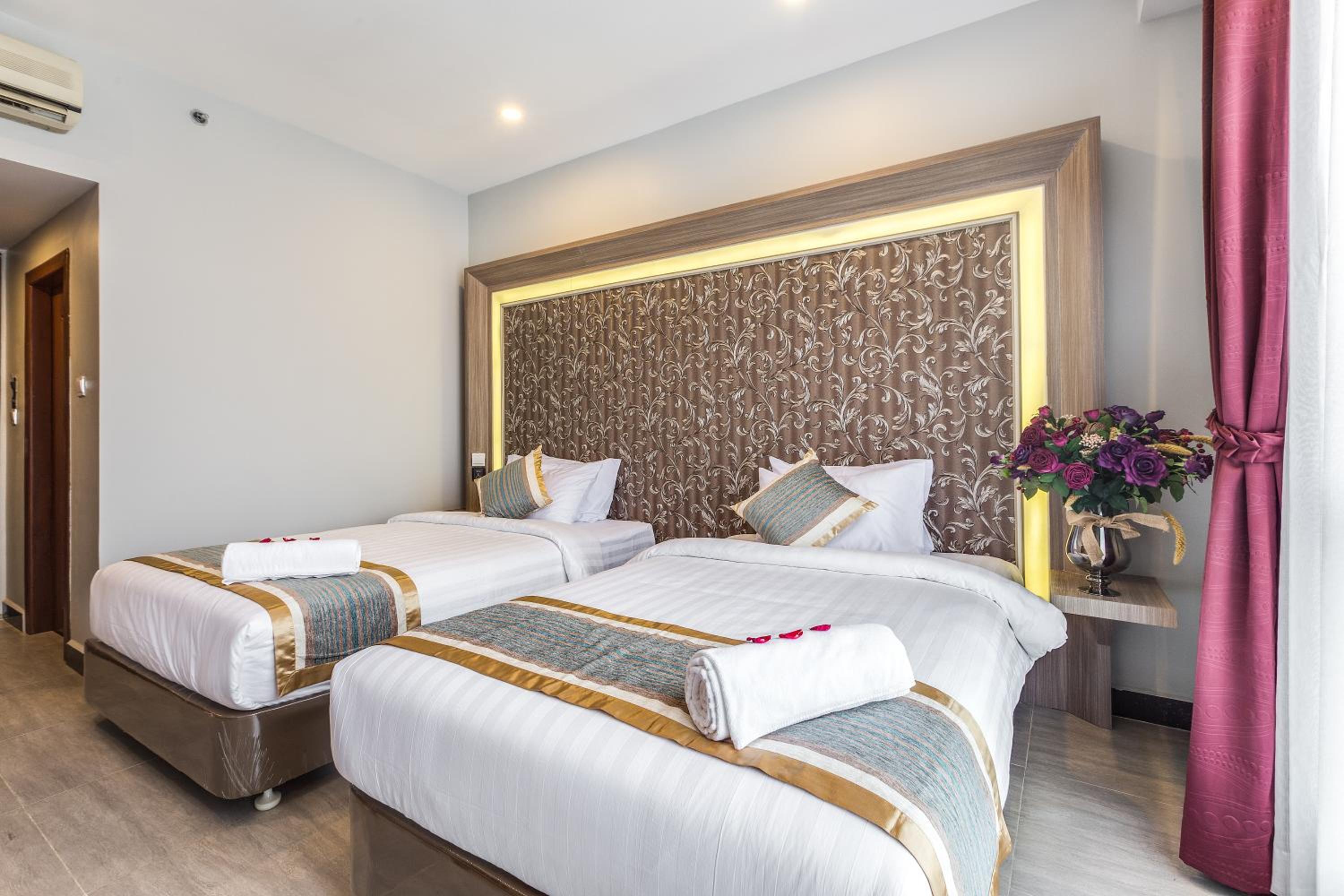 Deluxe Twin Room - Photo 4