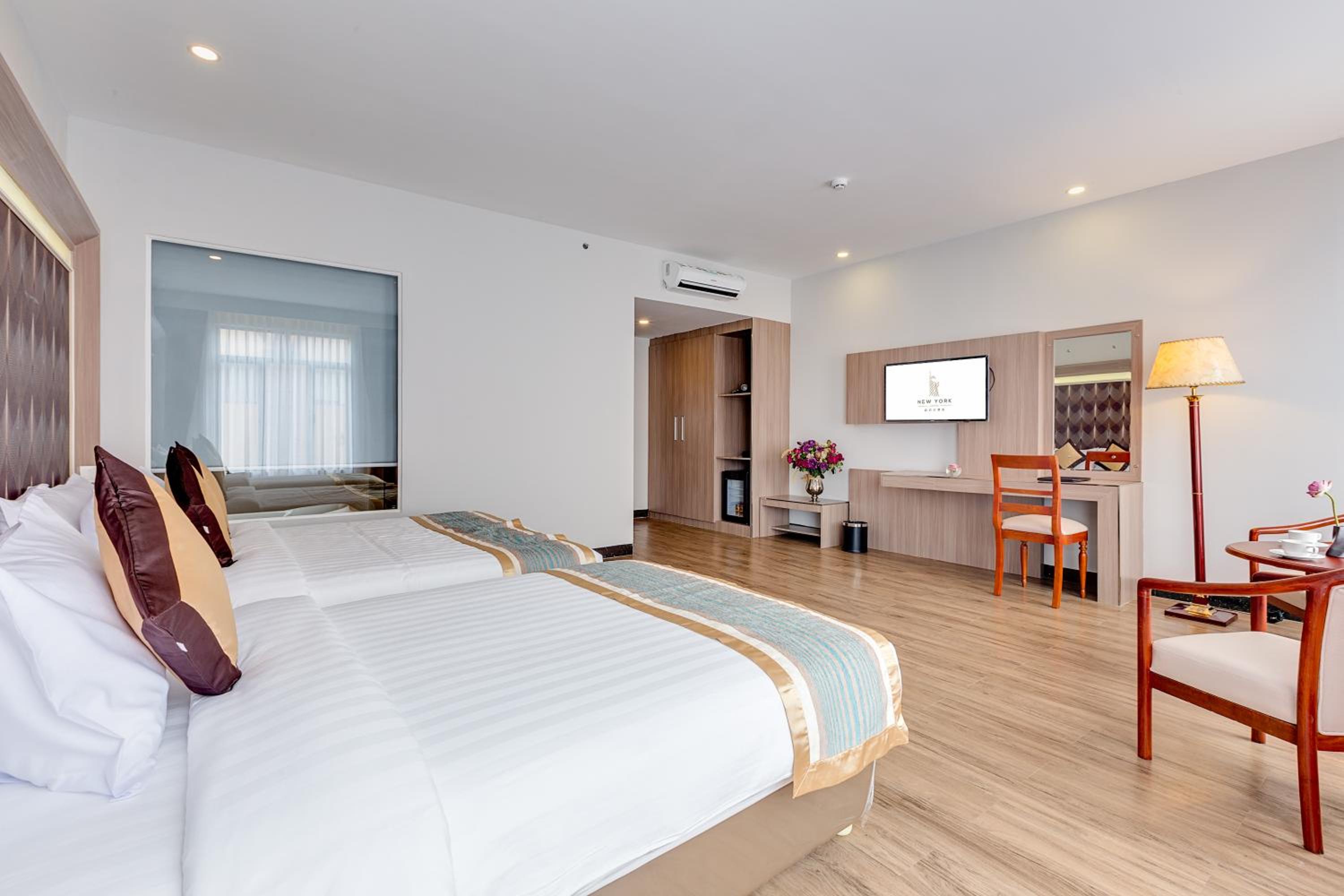 Premier Deluxe Twin  - Photo 6