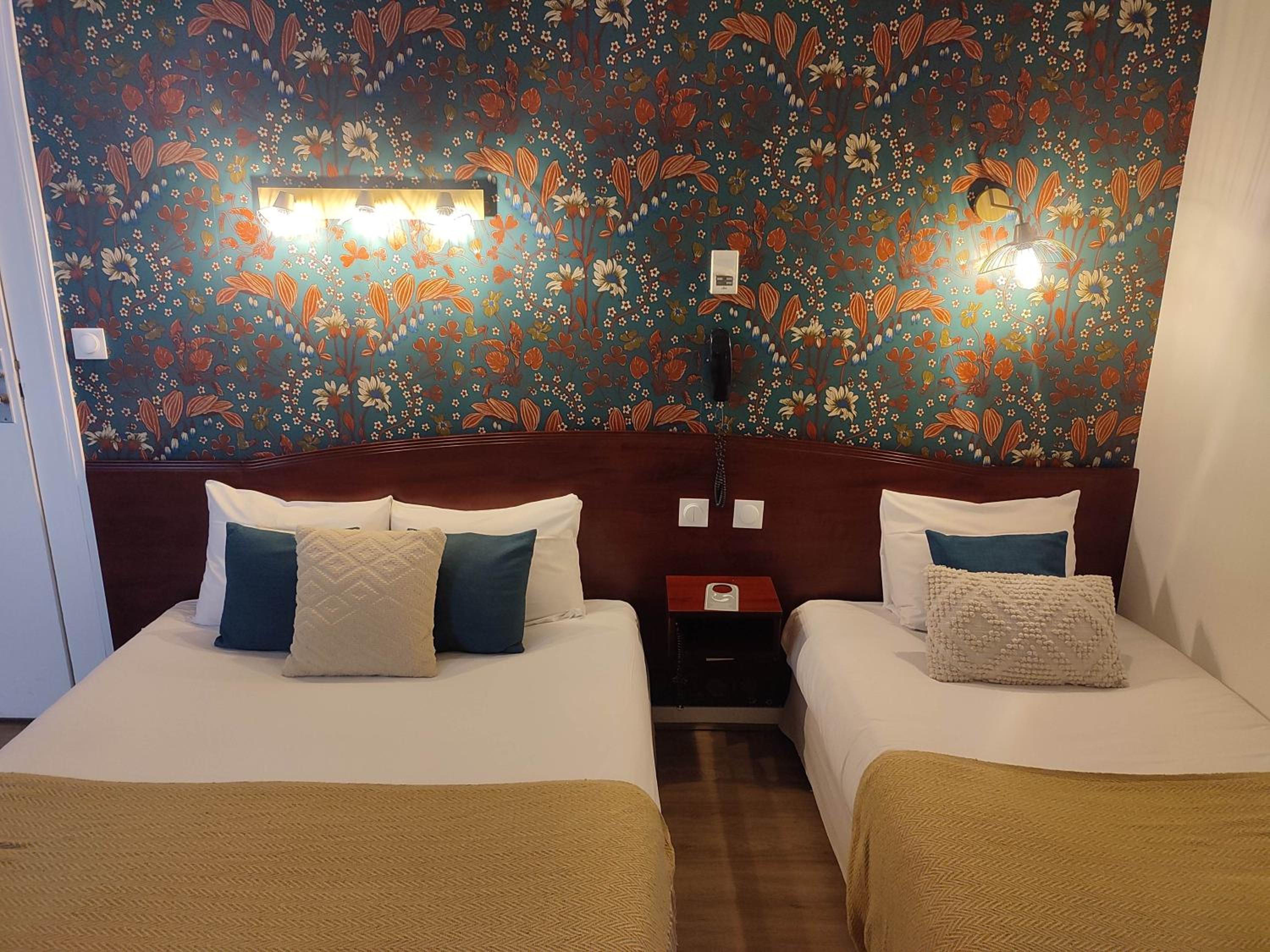 Classic Triple Room photo 2