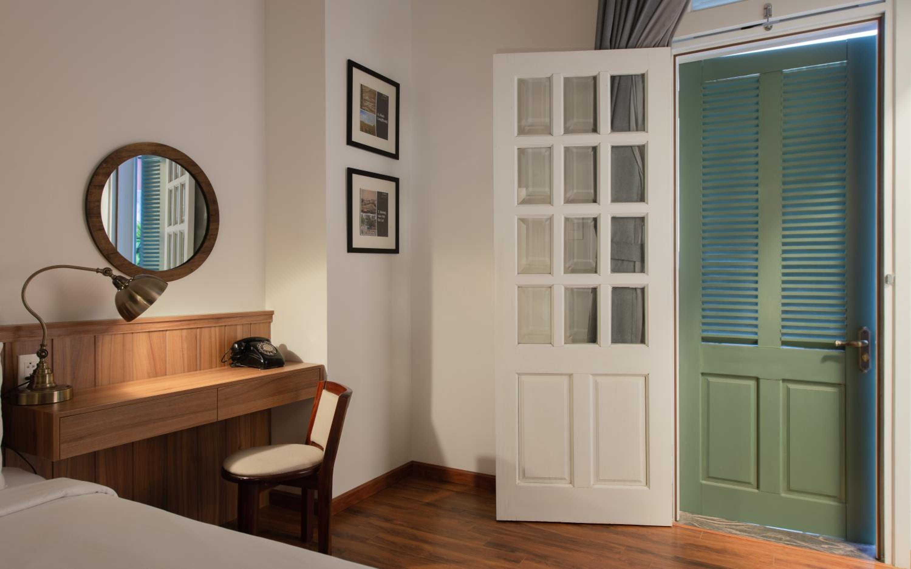 Superior Double Room with Balcony - Photo 24