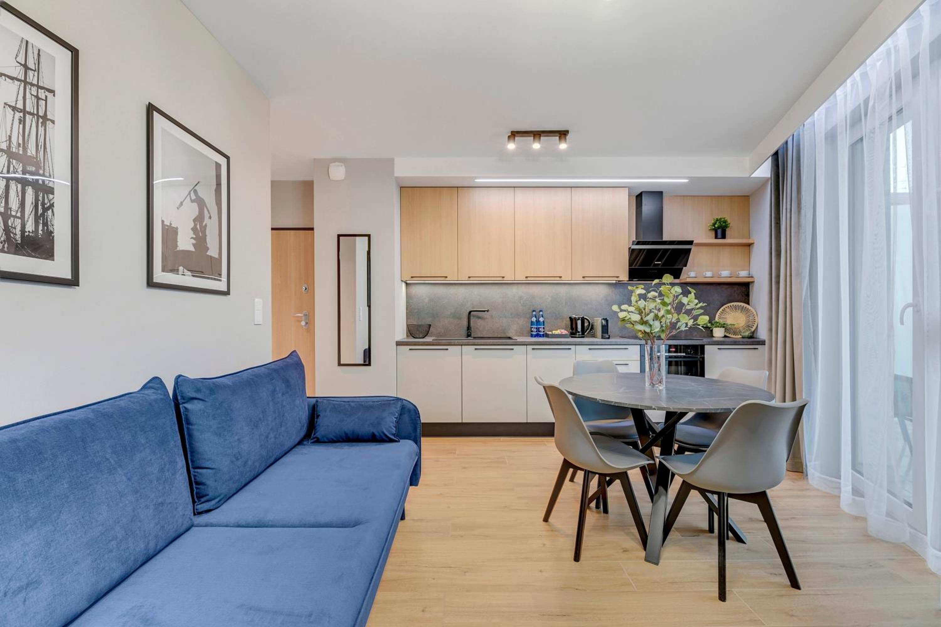 Deluxe Apartment