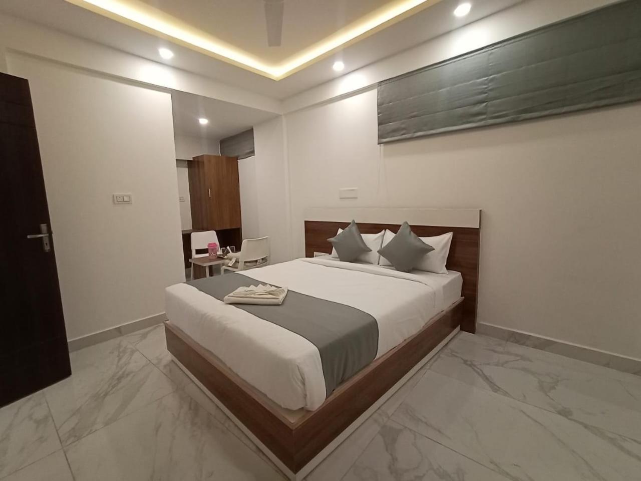 Deluxe Double Room - Photo 3