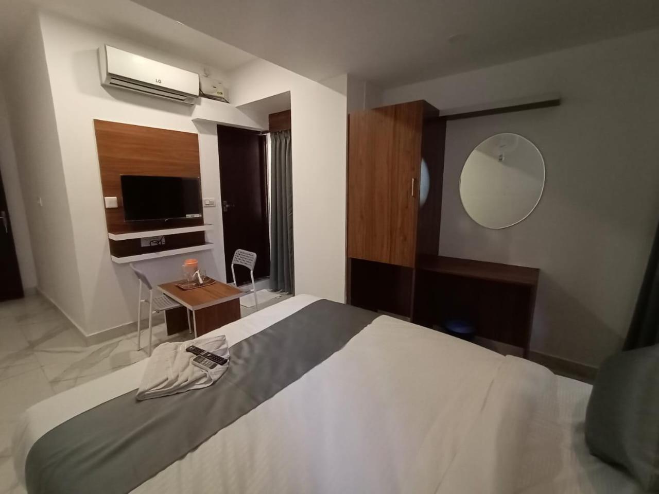 Deluxe Double Room - Photo 2
