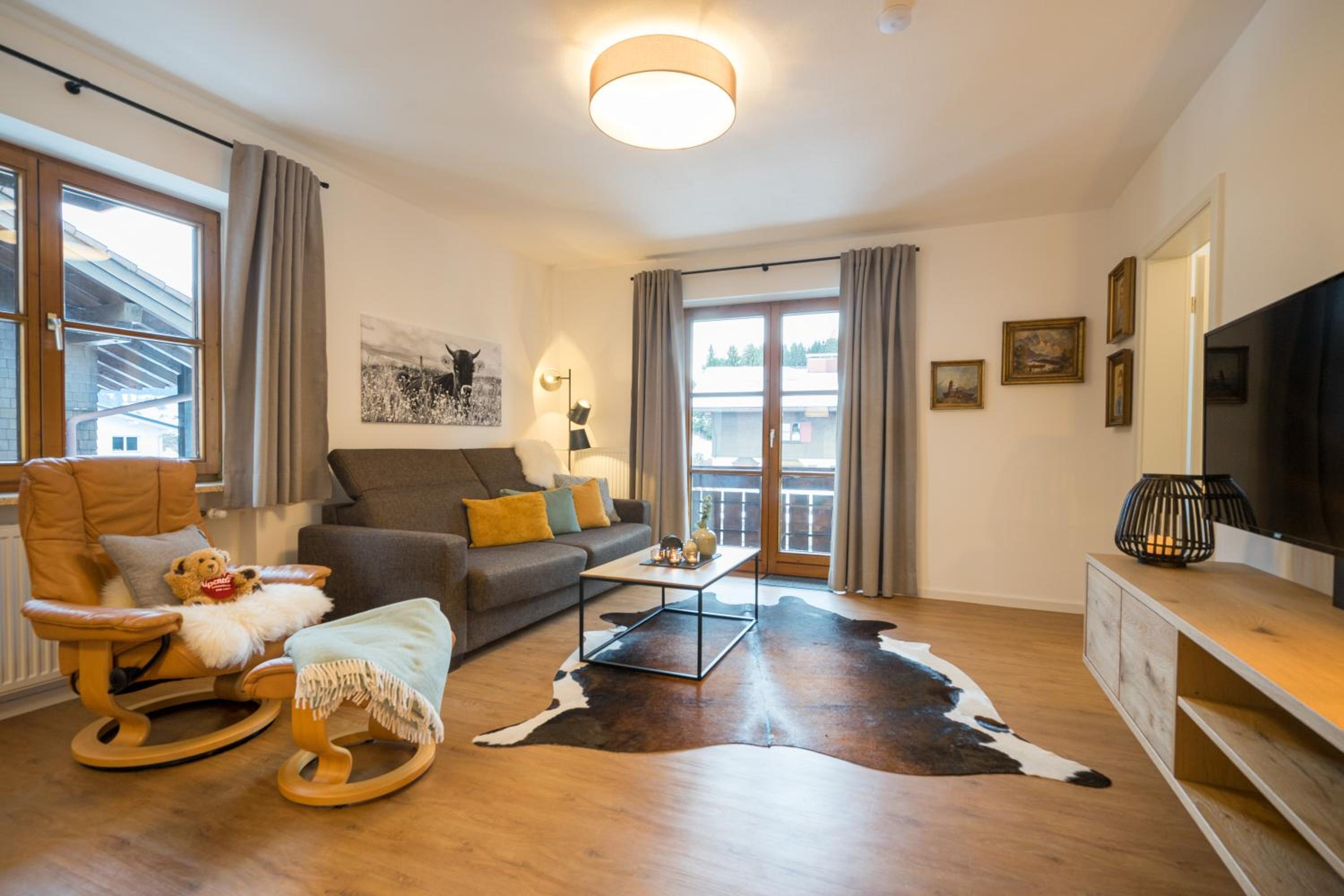 One-Bedroom Apartment photo 1