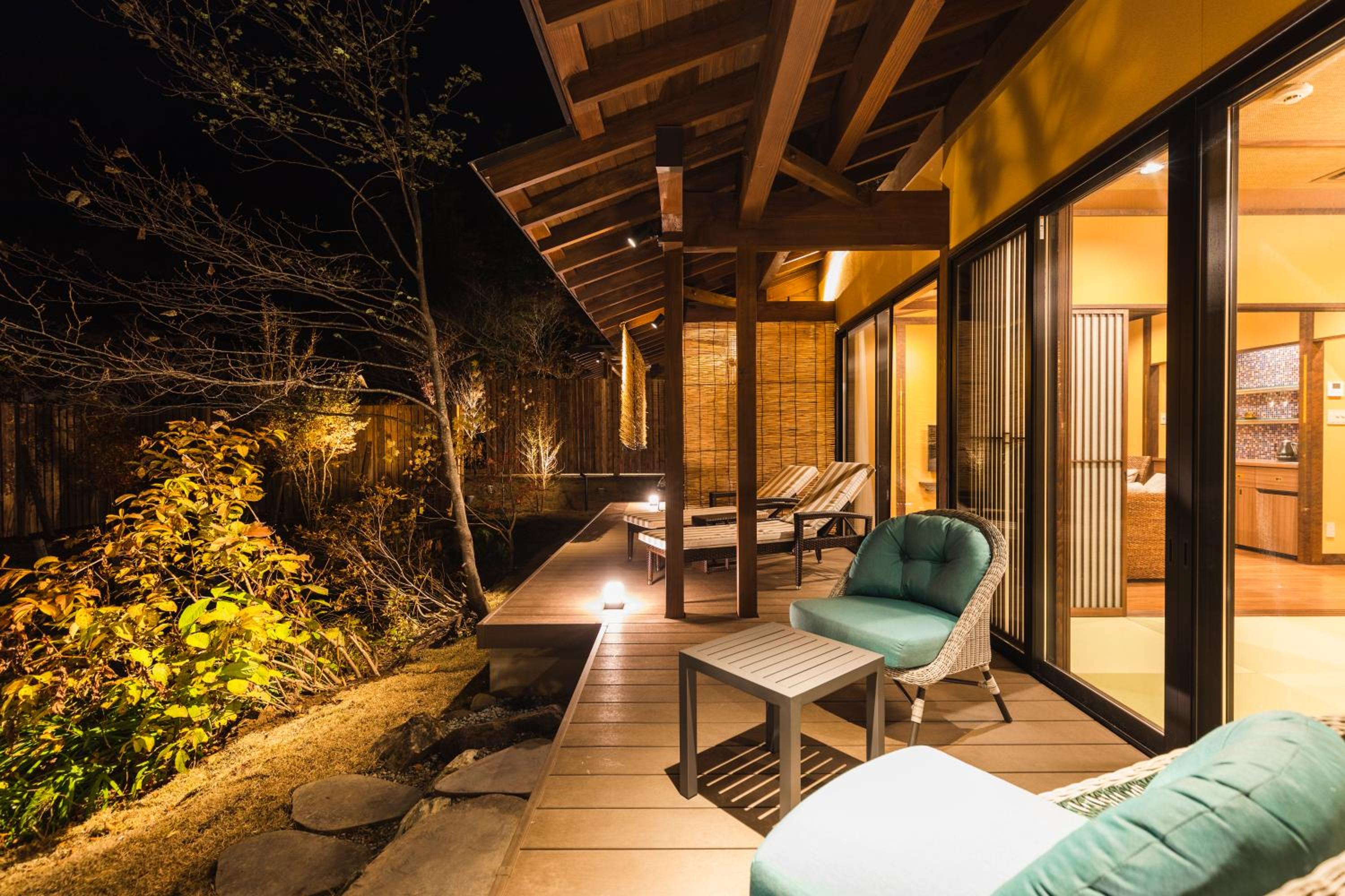 Private Onsen Bungalow with Wellness Room – Yakkaku photo 3