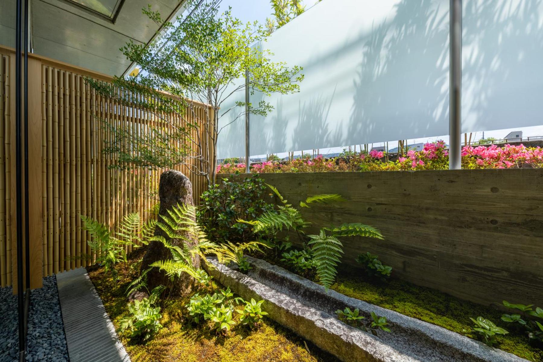 Queen Room with Garden View photo 3