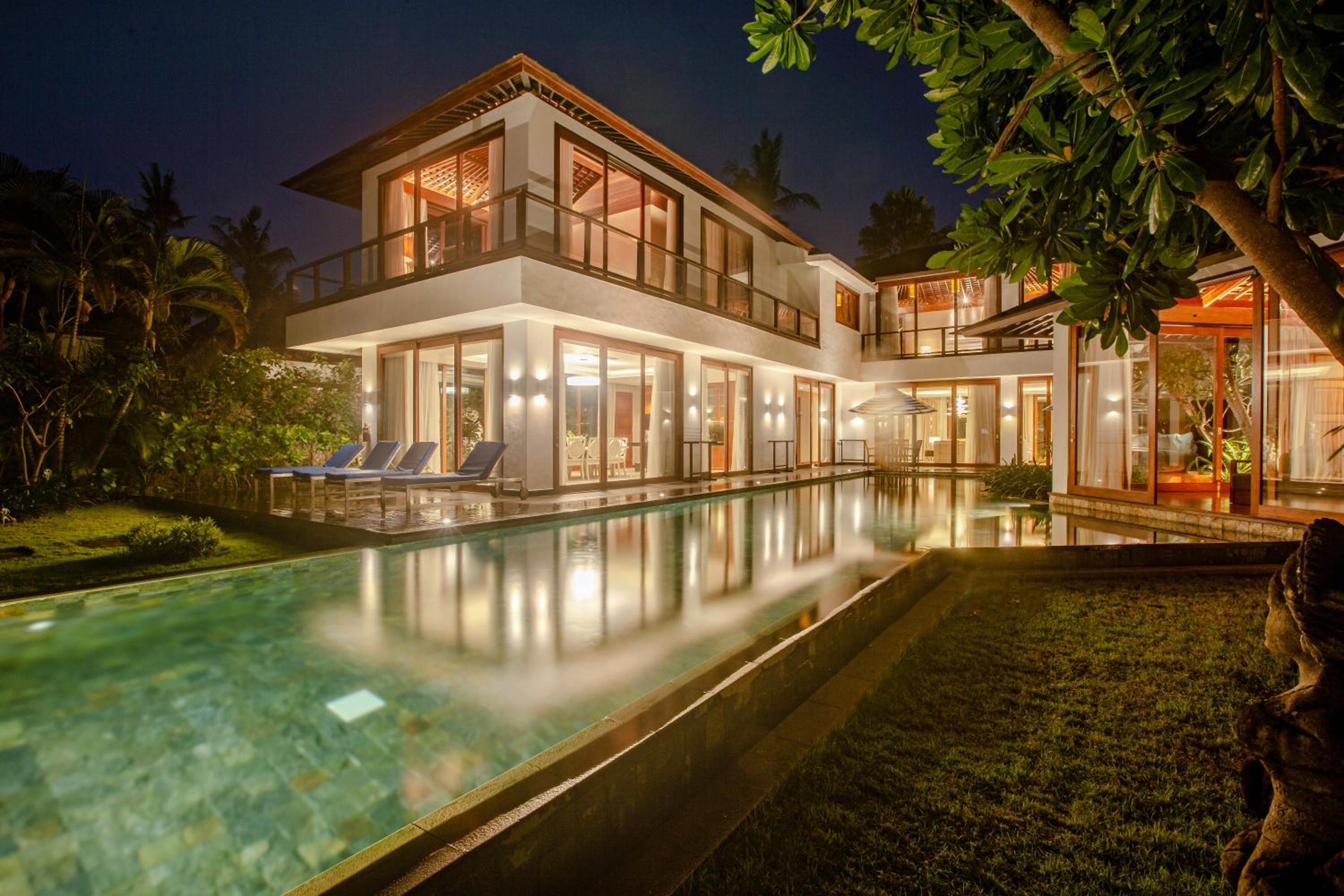 Four-Bedroom Beachfront Villa with Private Pool and Exclusive Benefit - Photo 7