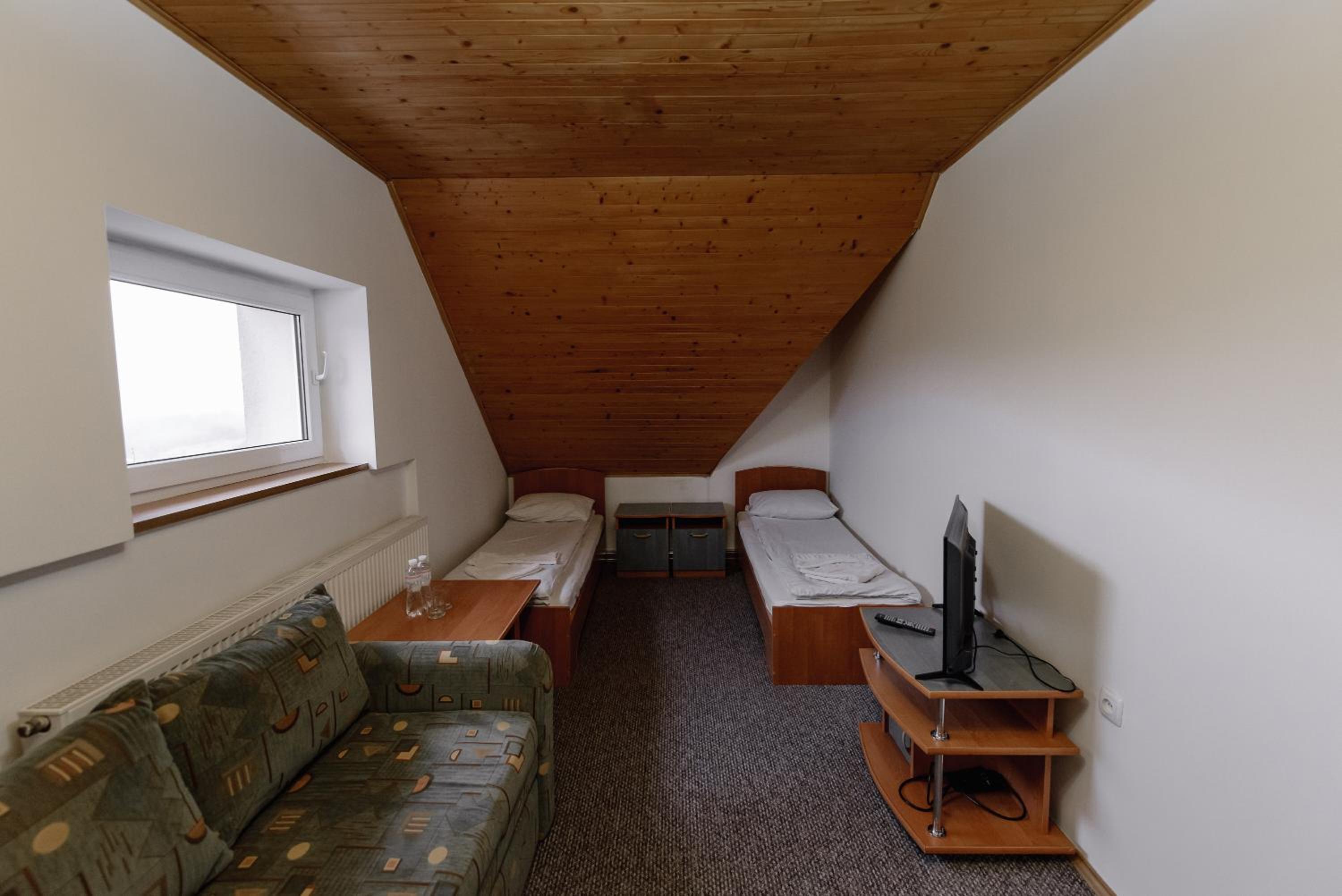 Triple Room photo 2