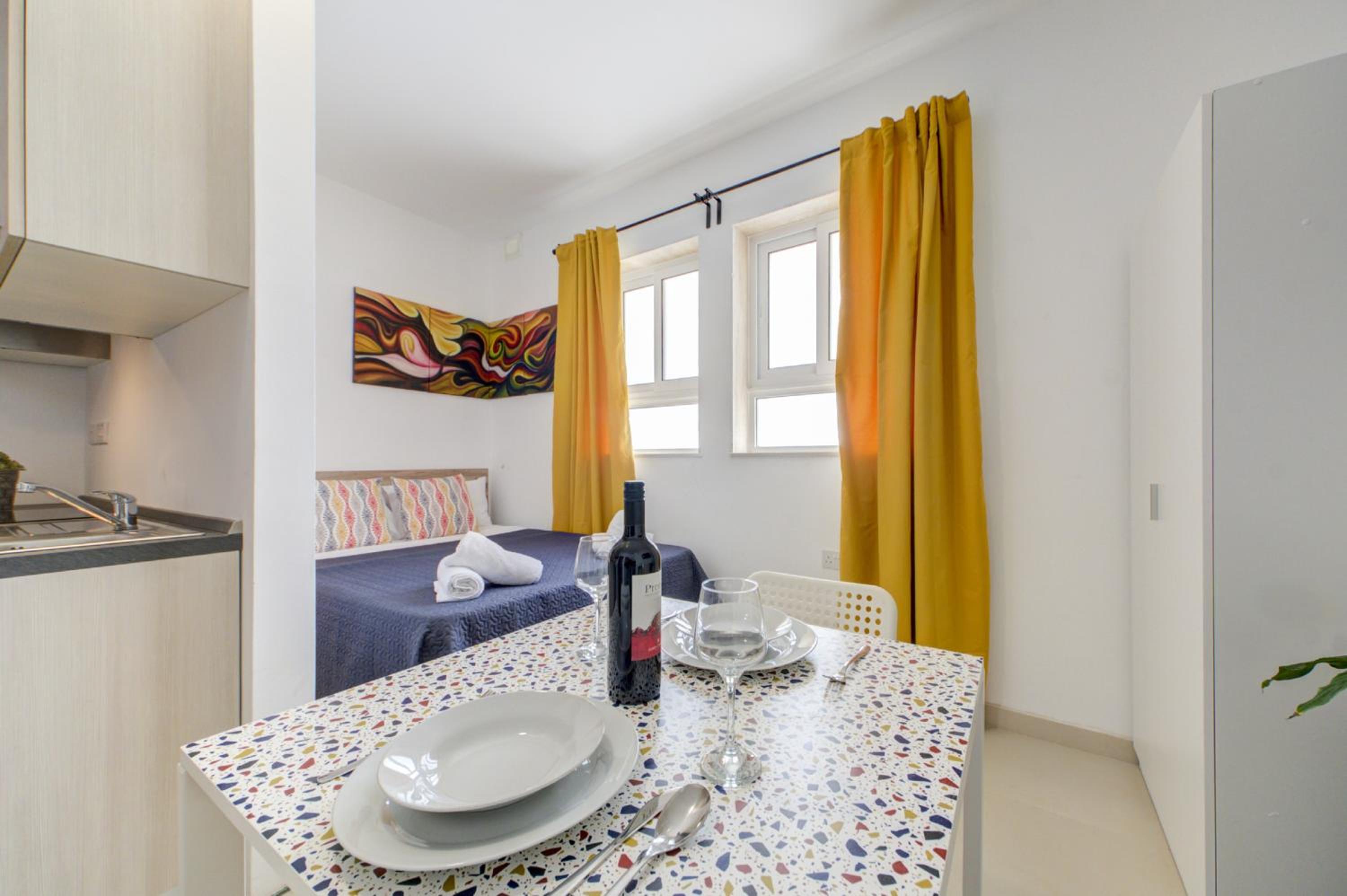 Studio Apartment