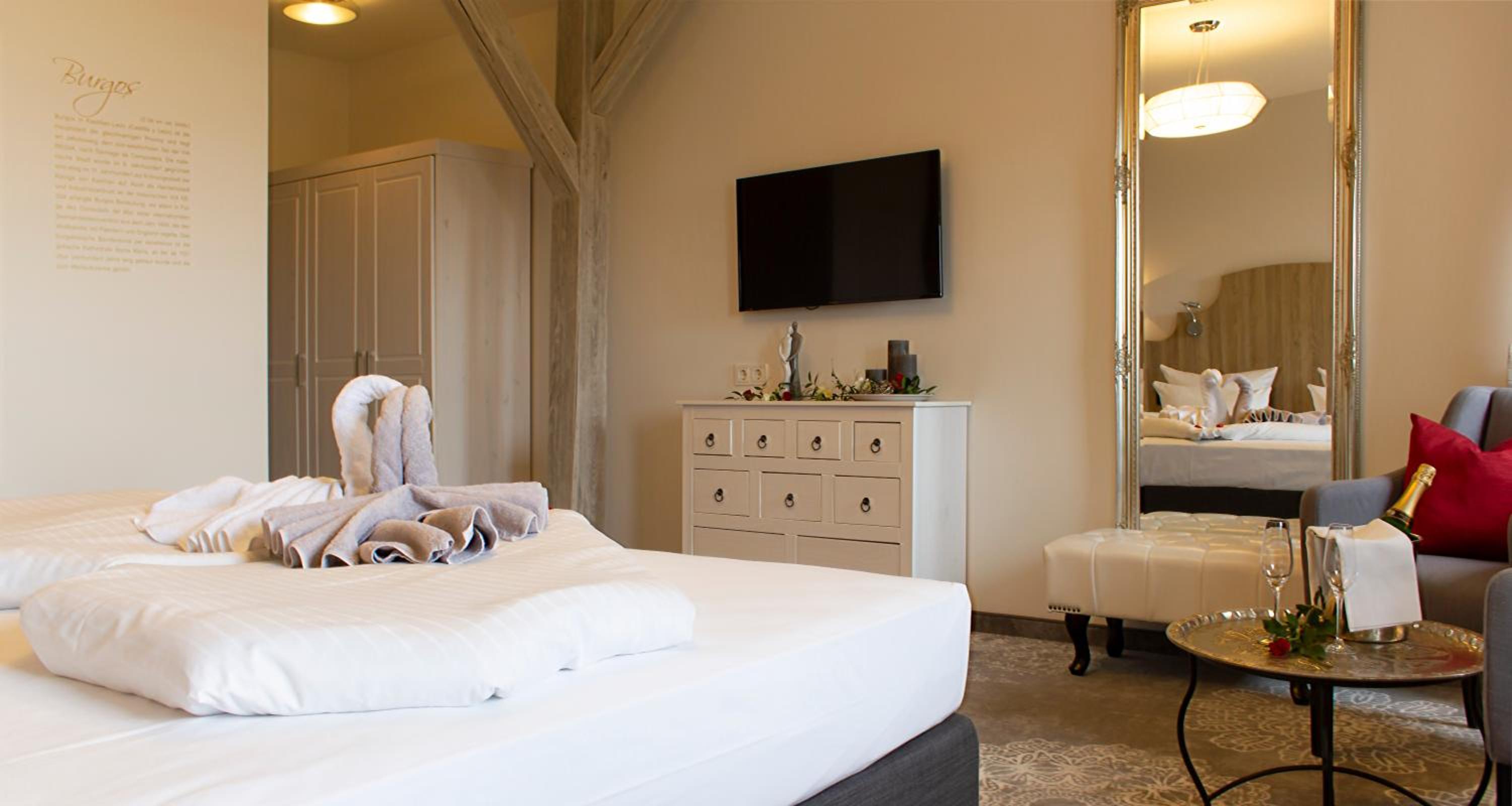 Large Double Room photo 3