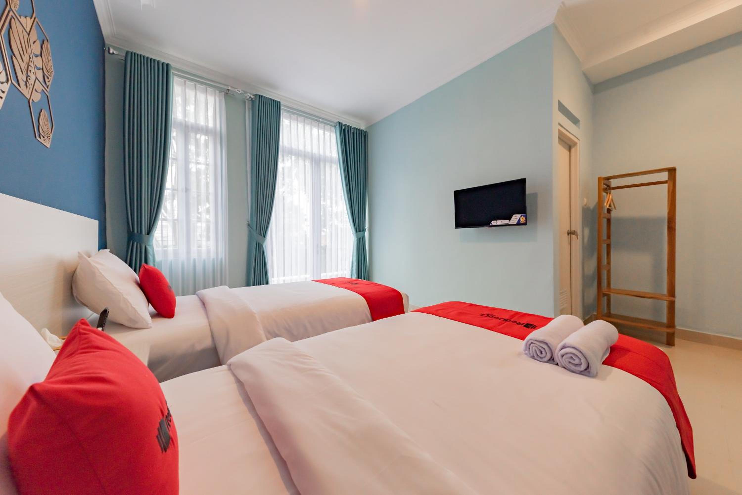 Deluxe Twin Room - Photo 5