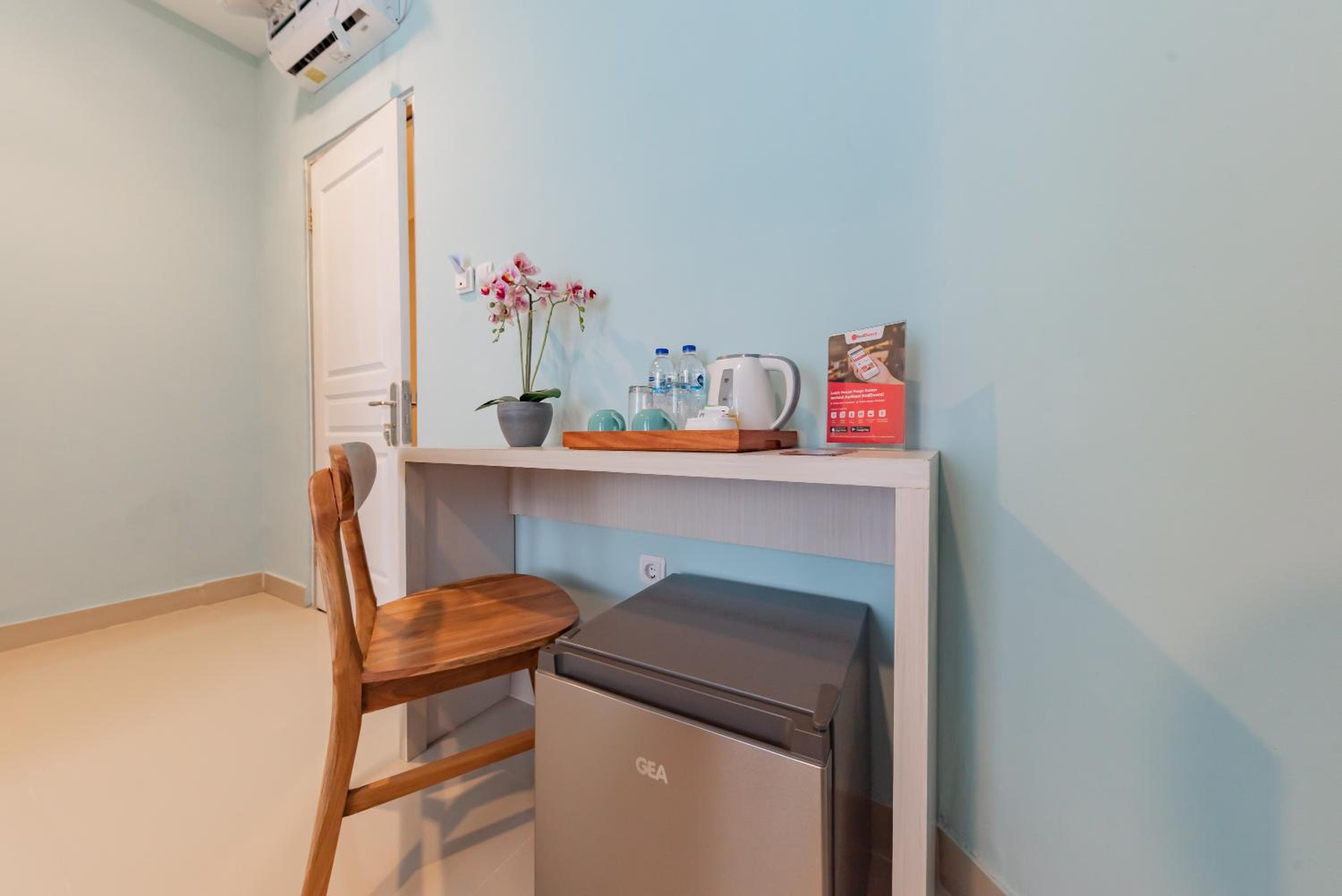 Deluxe Room - Photo 9