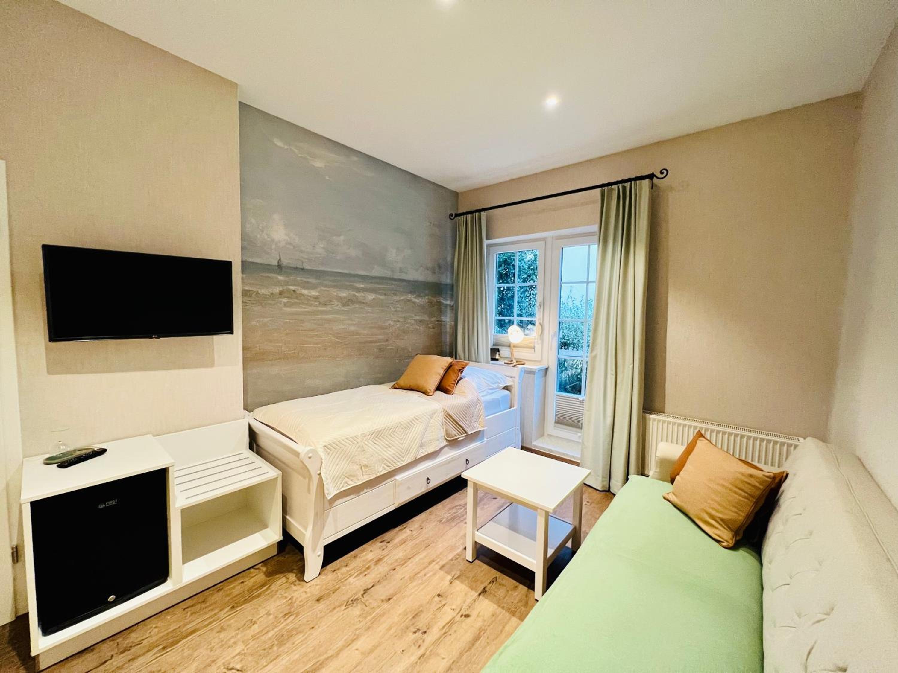 Single Room with Terrace photo 1