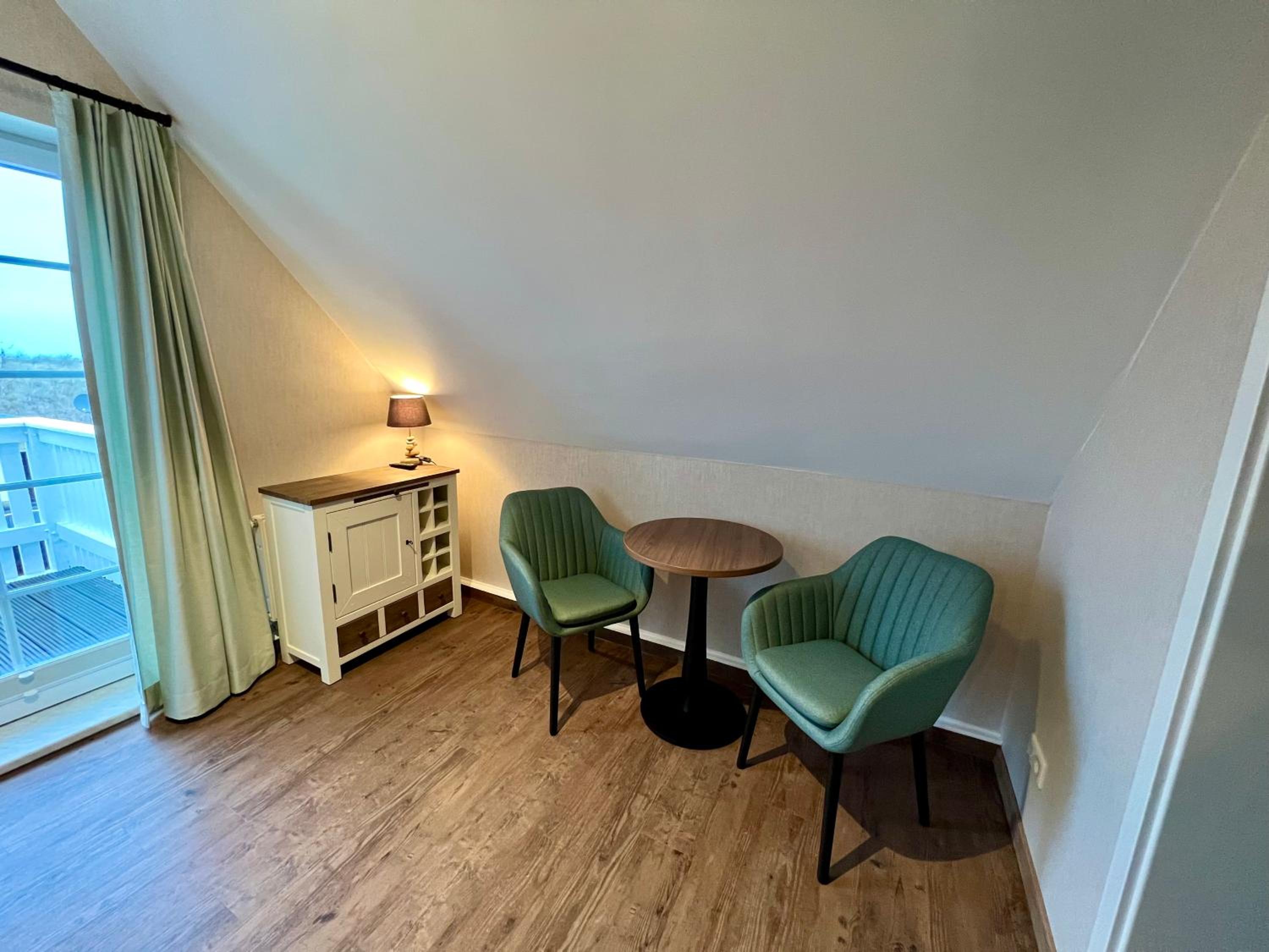 Standard Twin Room with Sea View photo 2