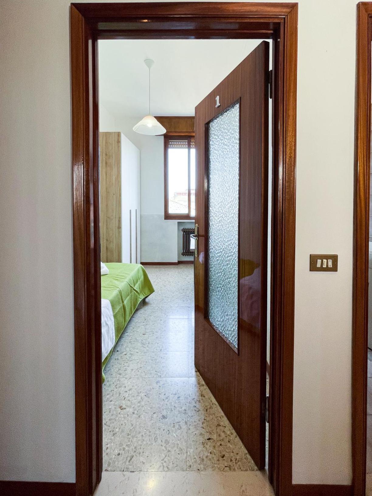Single Room with Shared Bathroom