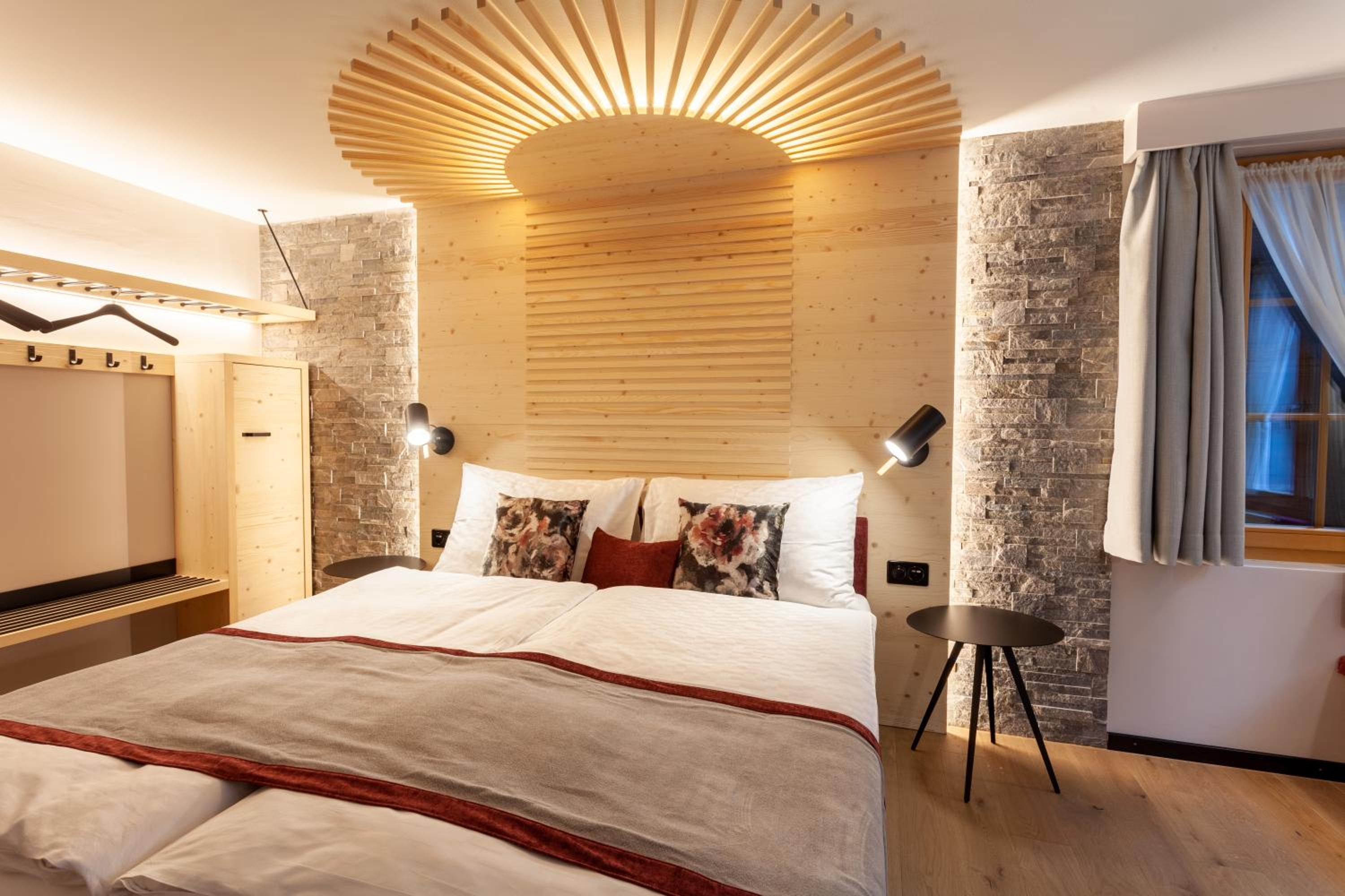 Standard Double or Twin Room - Photo 4