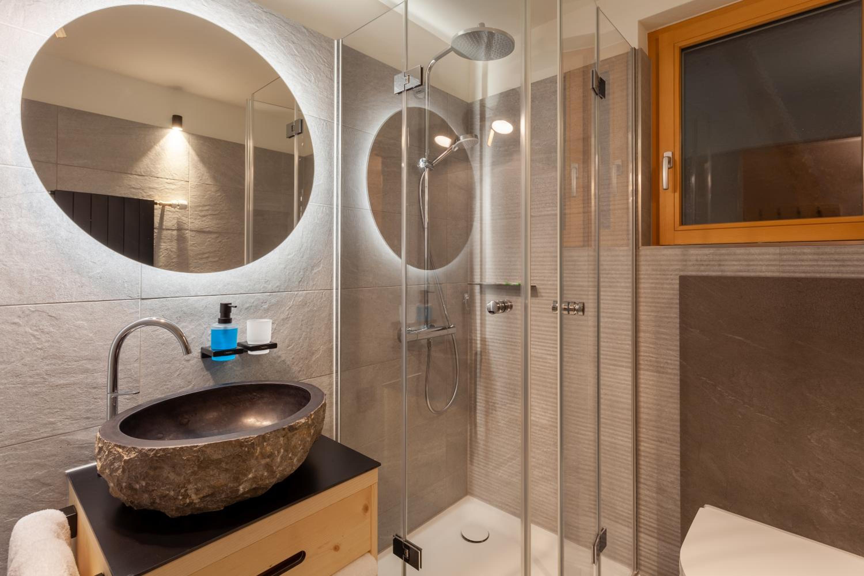 Standard Double or Twin Room - Photo 2