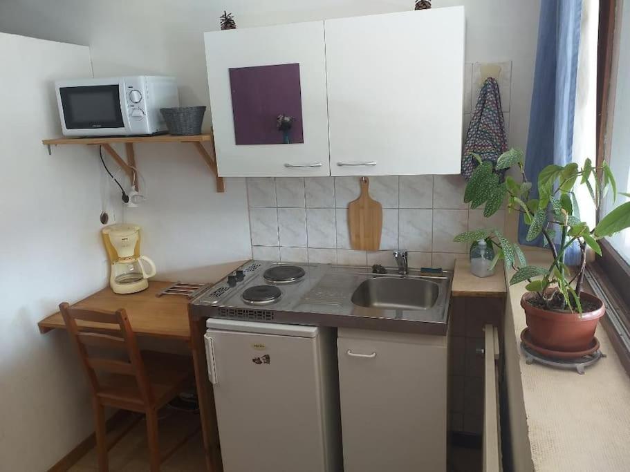 Studio Apartment photo 1