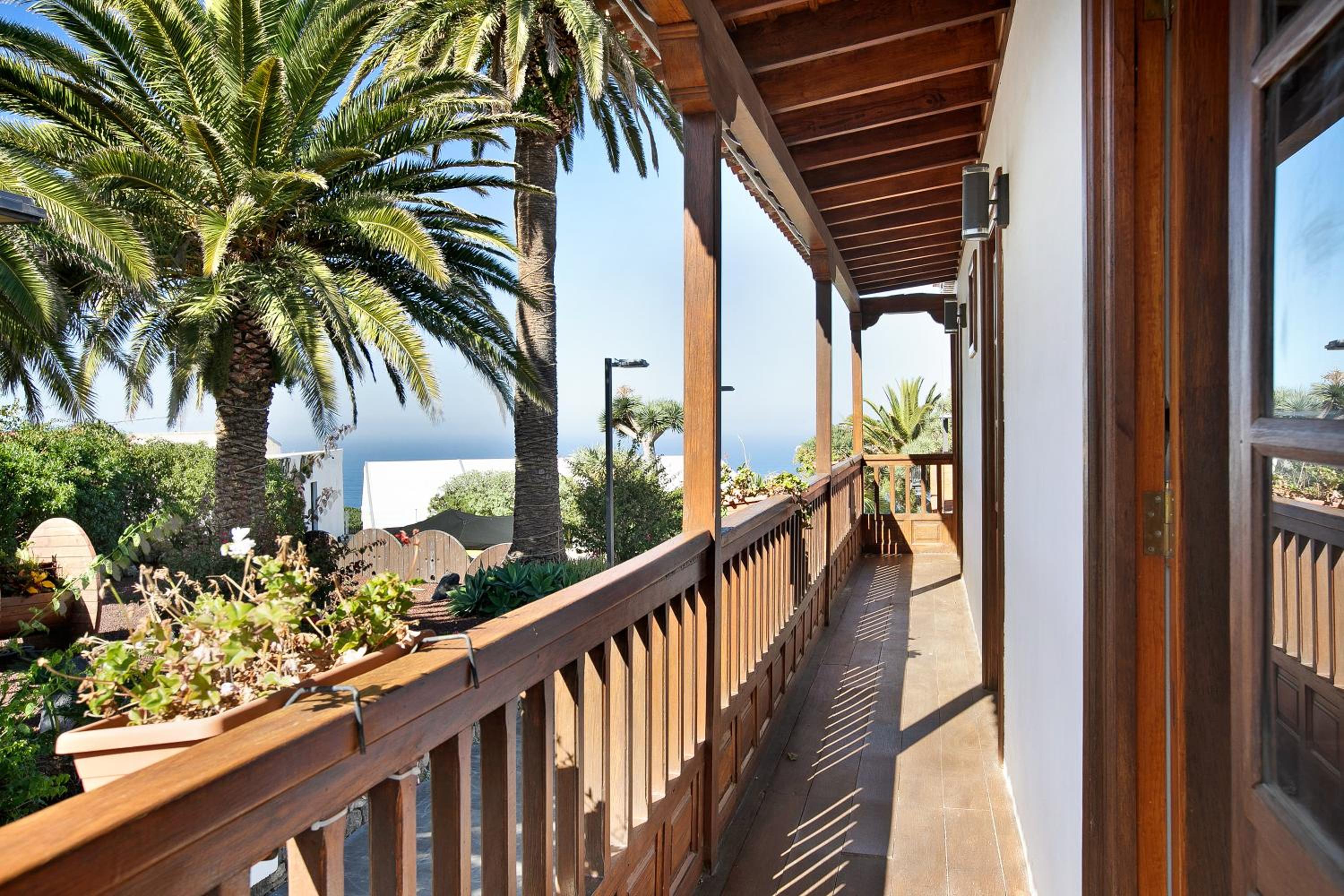 Quadruple Room with Sea View photo 2
