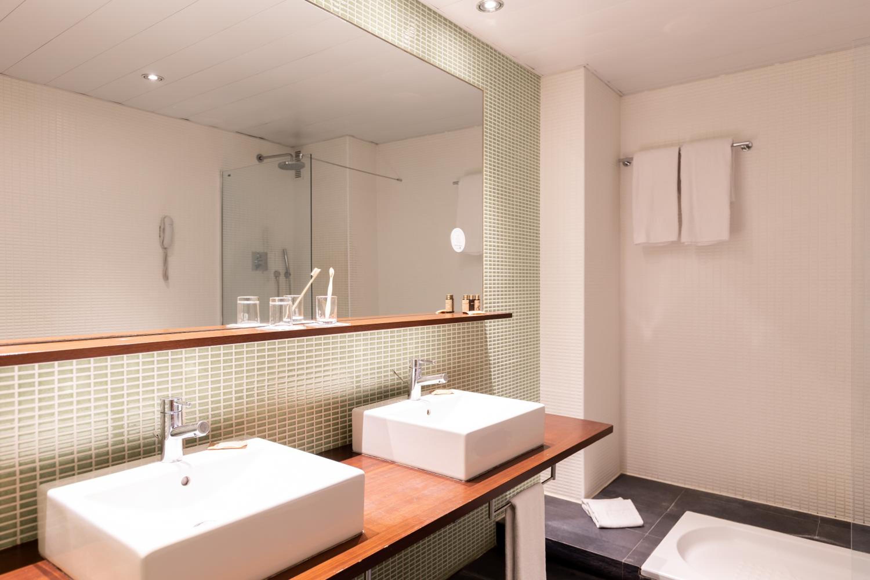 Superior Double Room photo 2