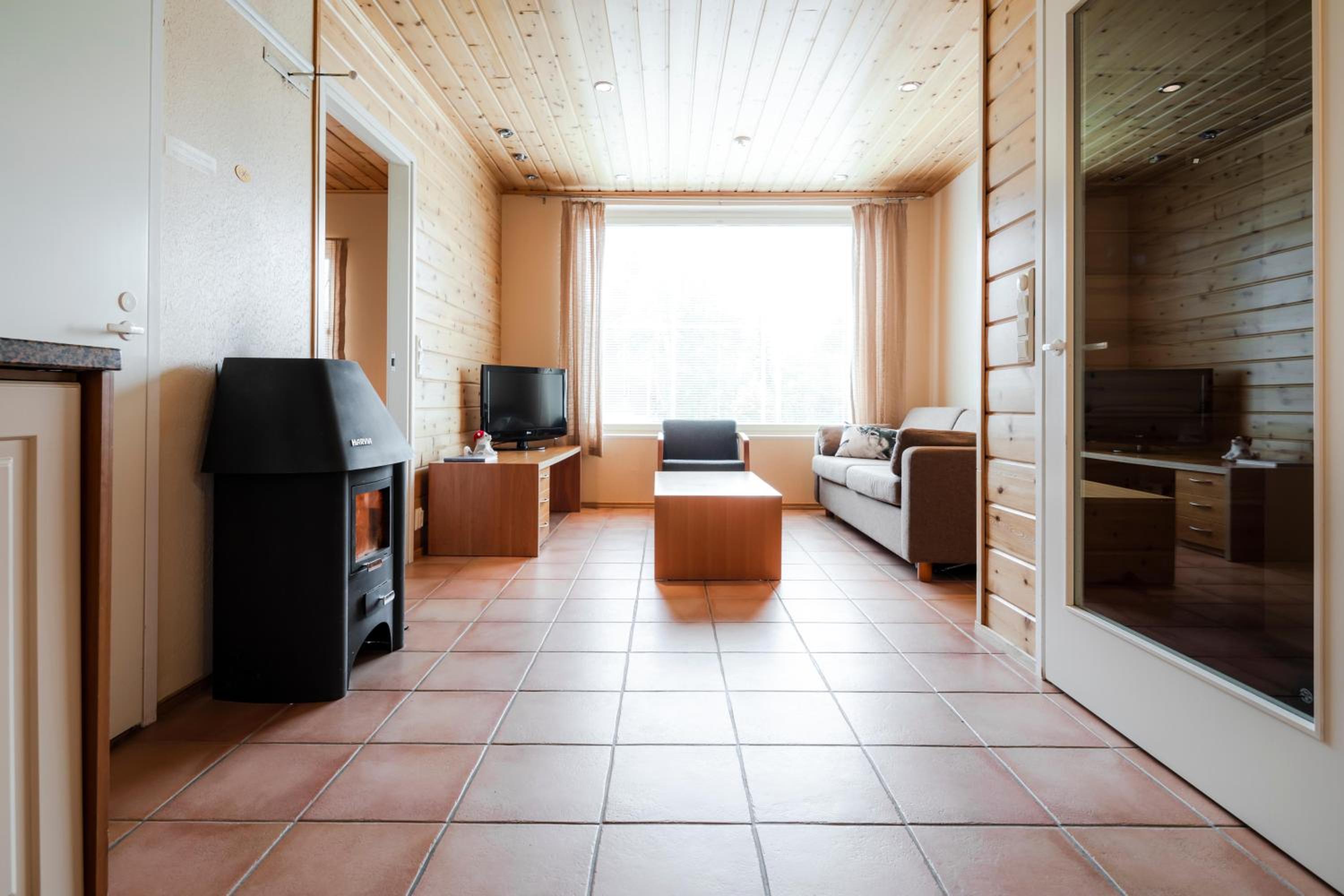 One-Bedroom Alp Apartment with Sauna - Photo 5