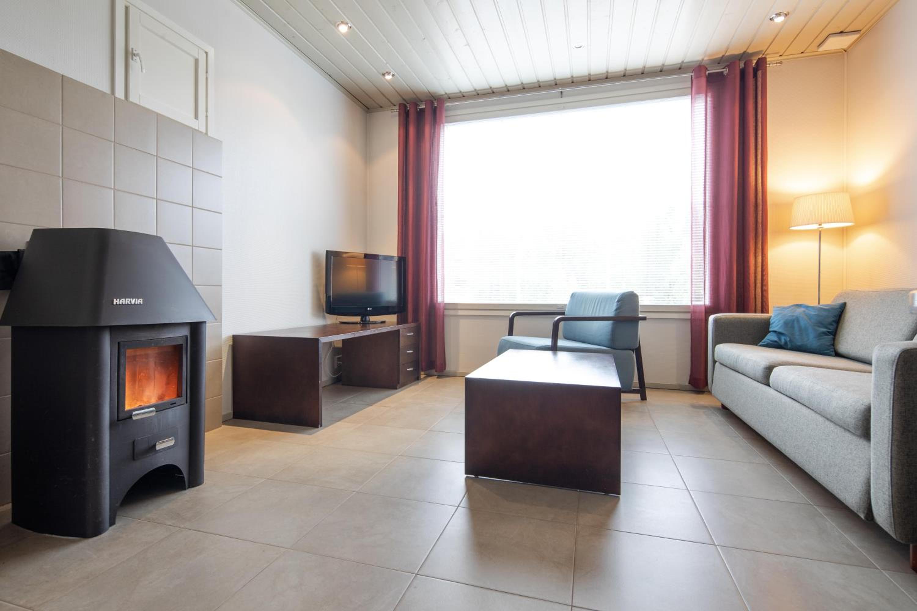 Two-Bedroom Alp Apartment with Sauna - Photo 9