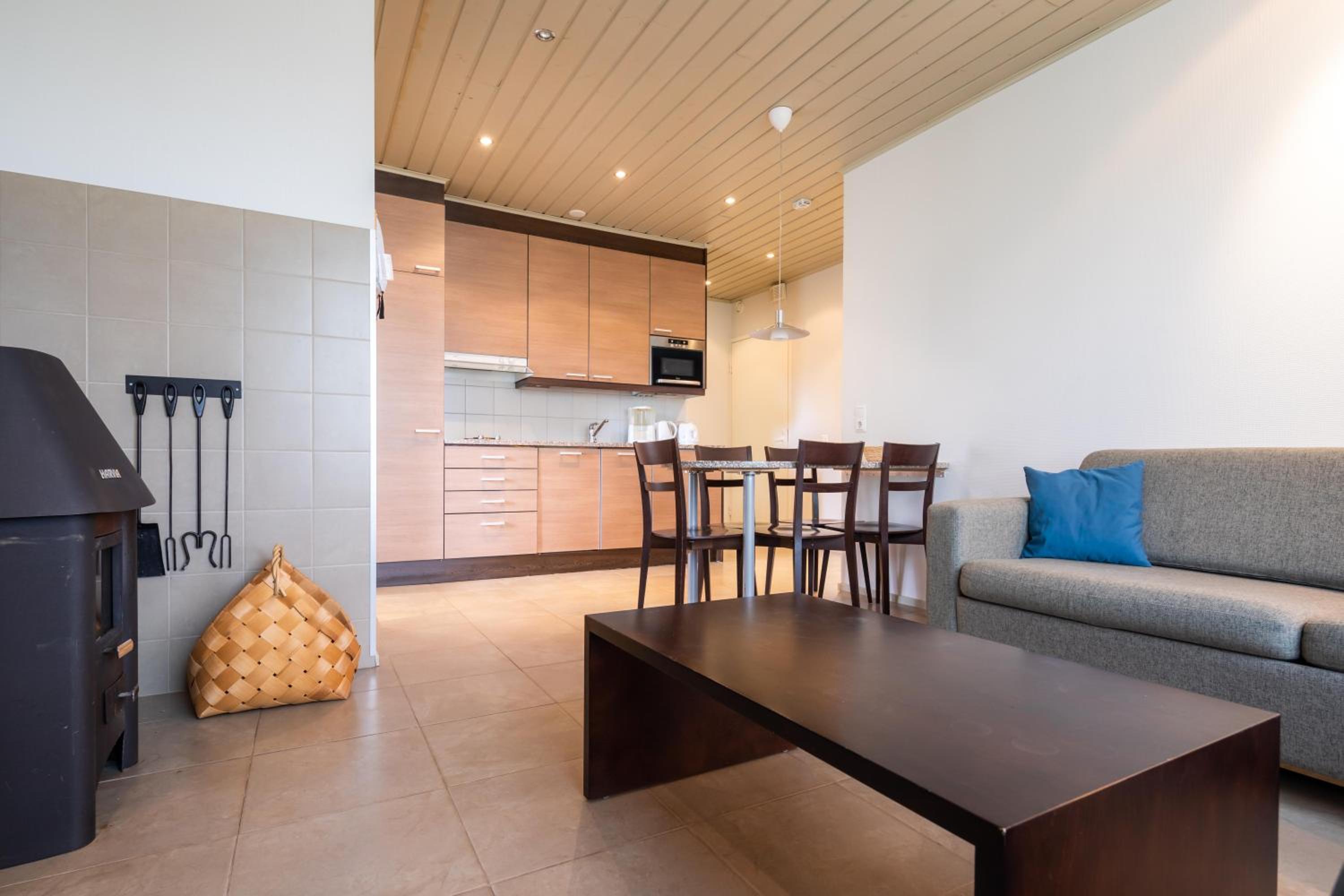 Two-Bedroom Alp Apartment with Sauna - Photo 11