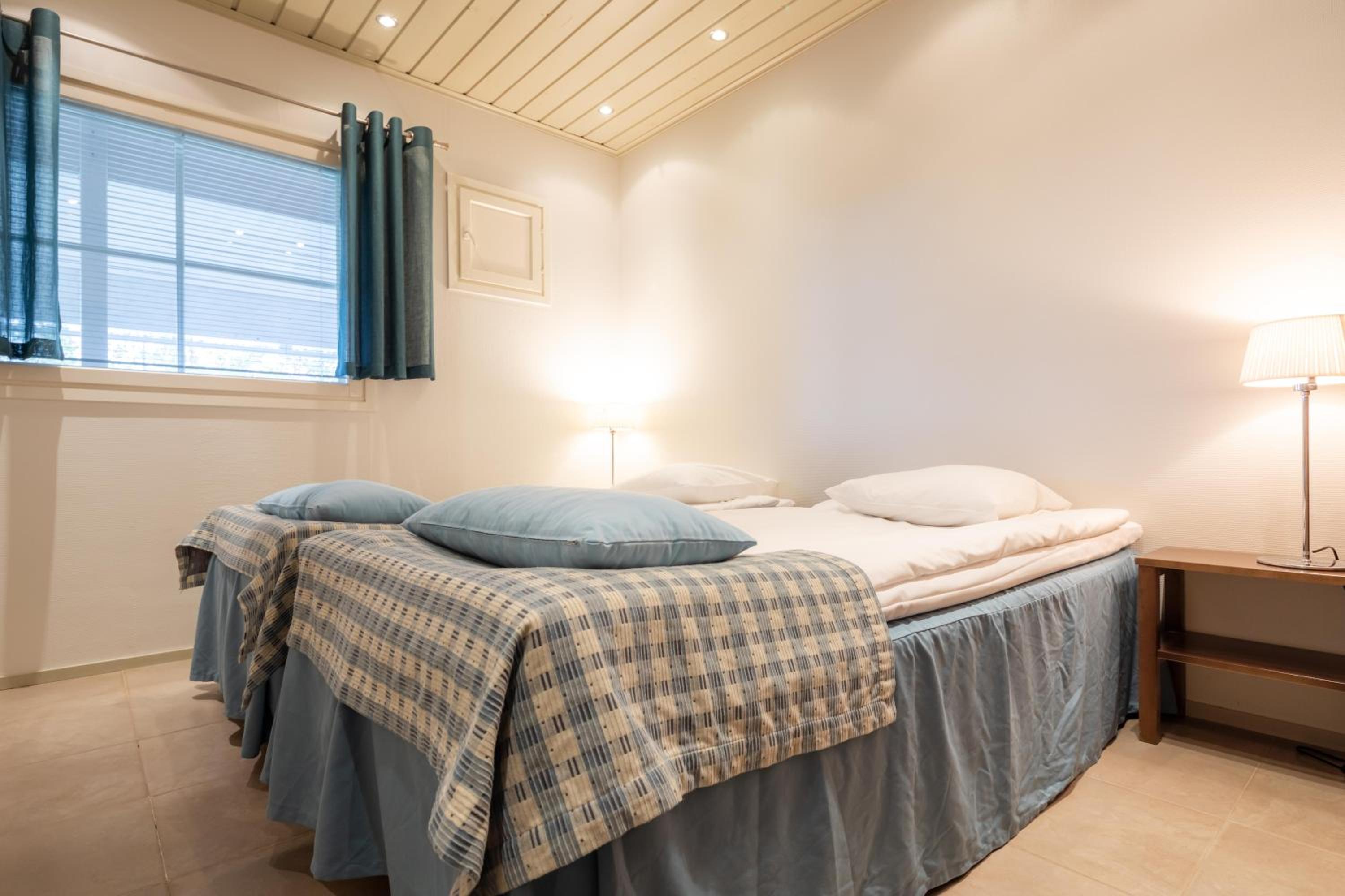 Two-Bedroom Alp Apartment with Sauna - Photo 12