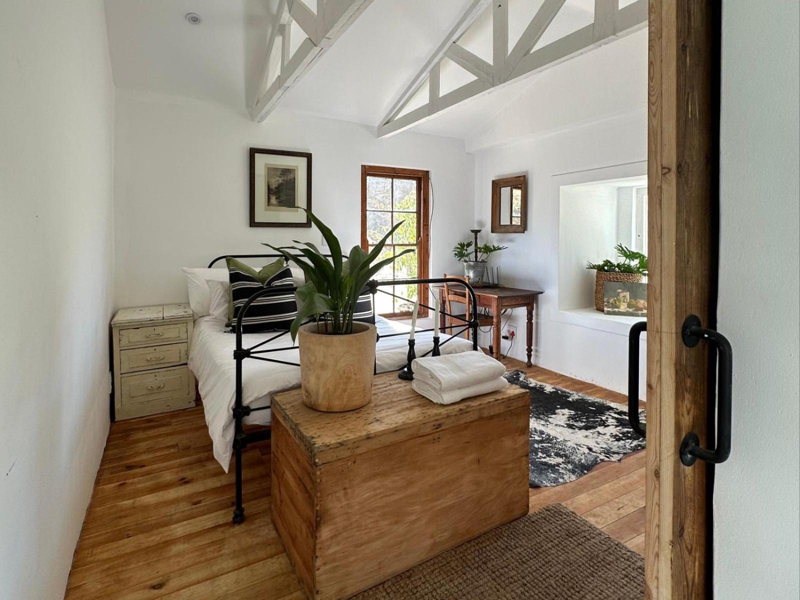 Standard Cottage