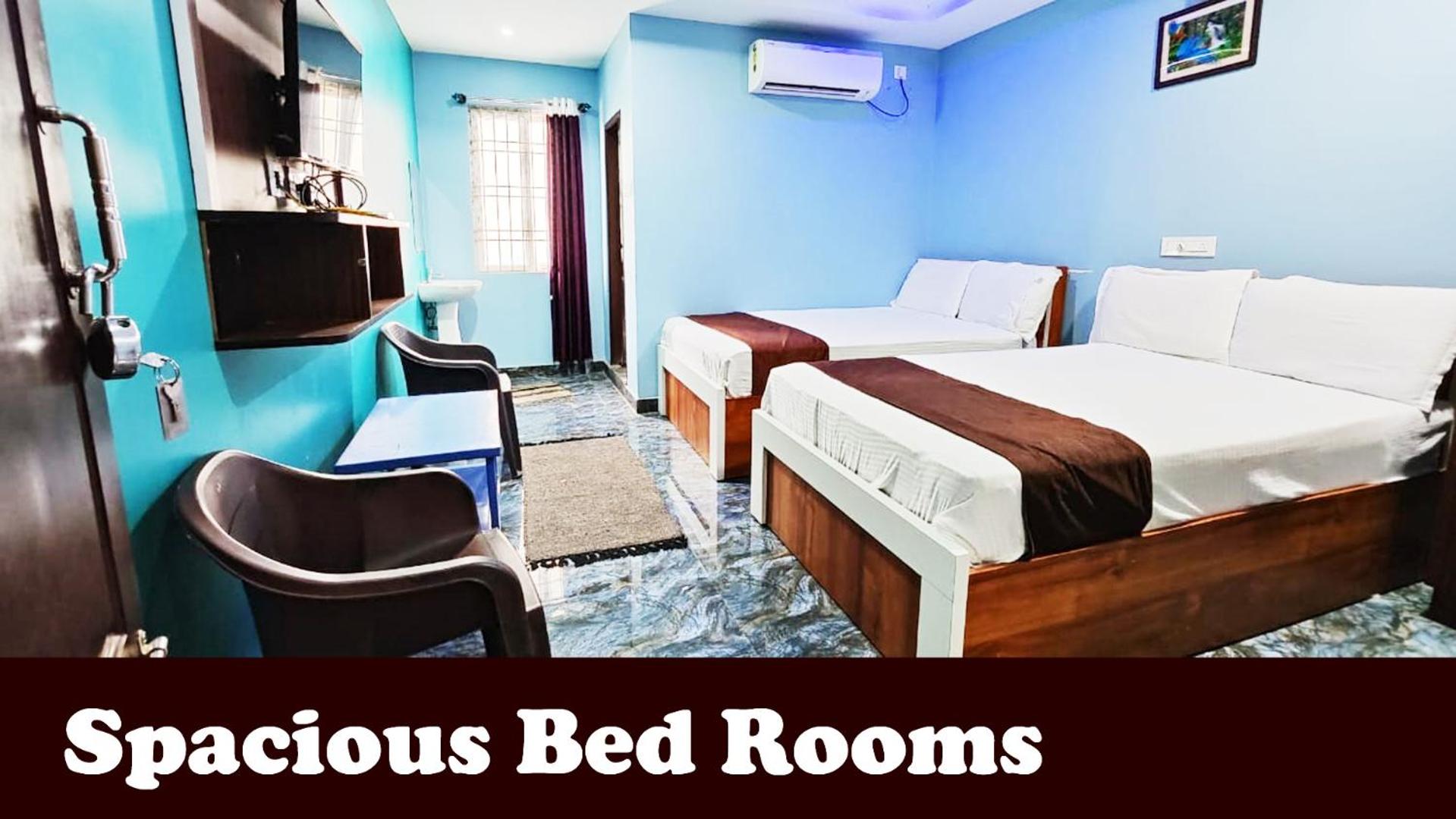Deluxe Family Room