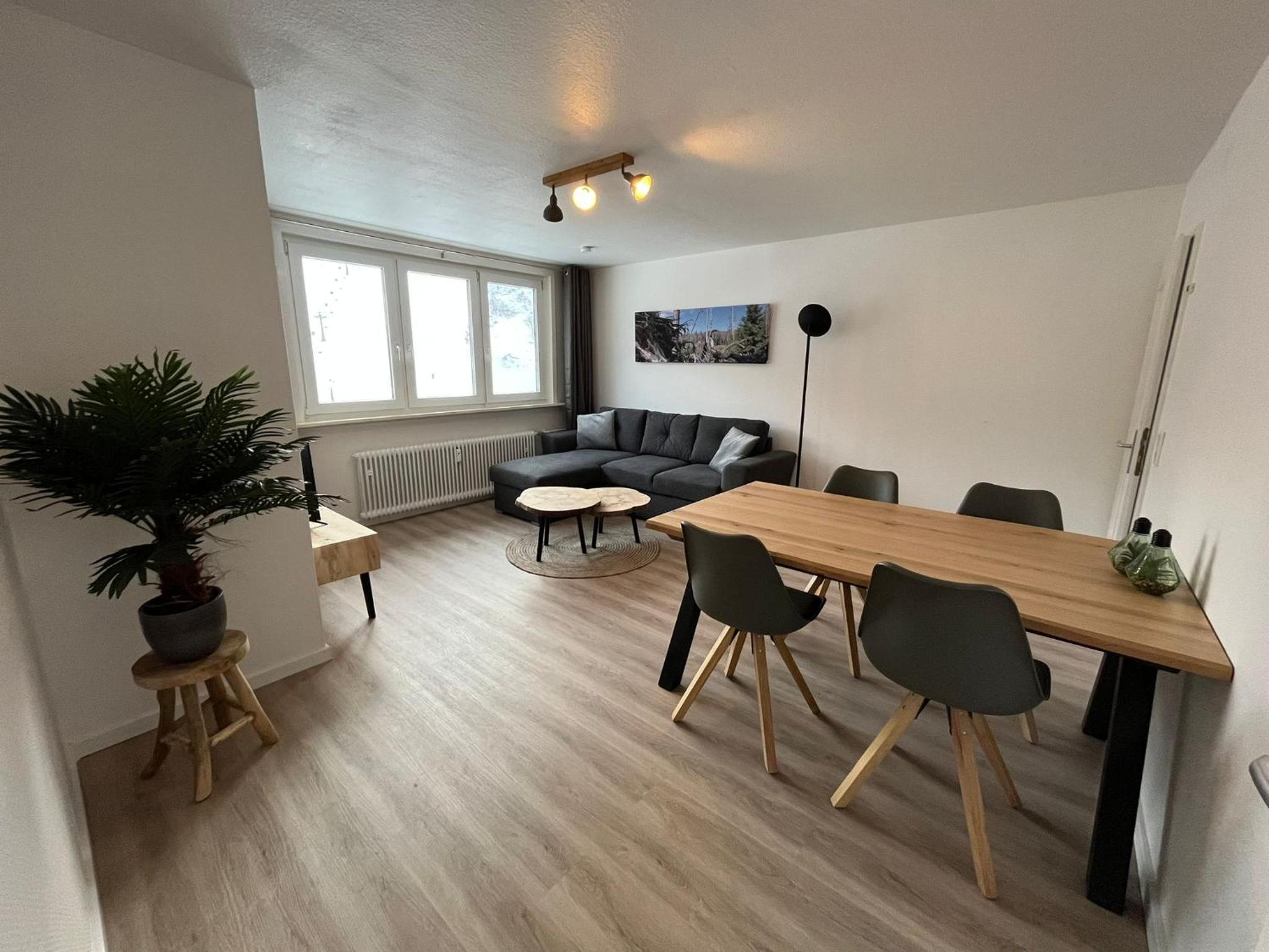 Apartment with Mountain View photo 2