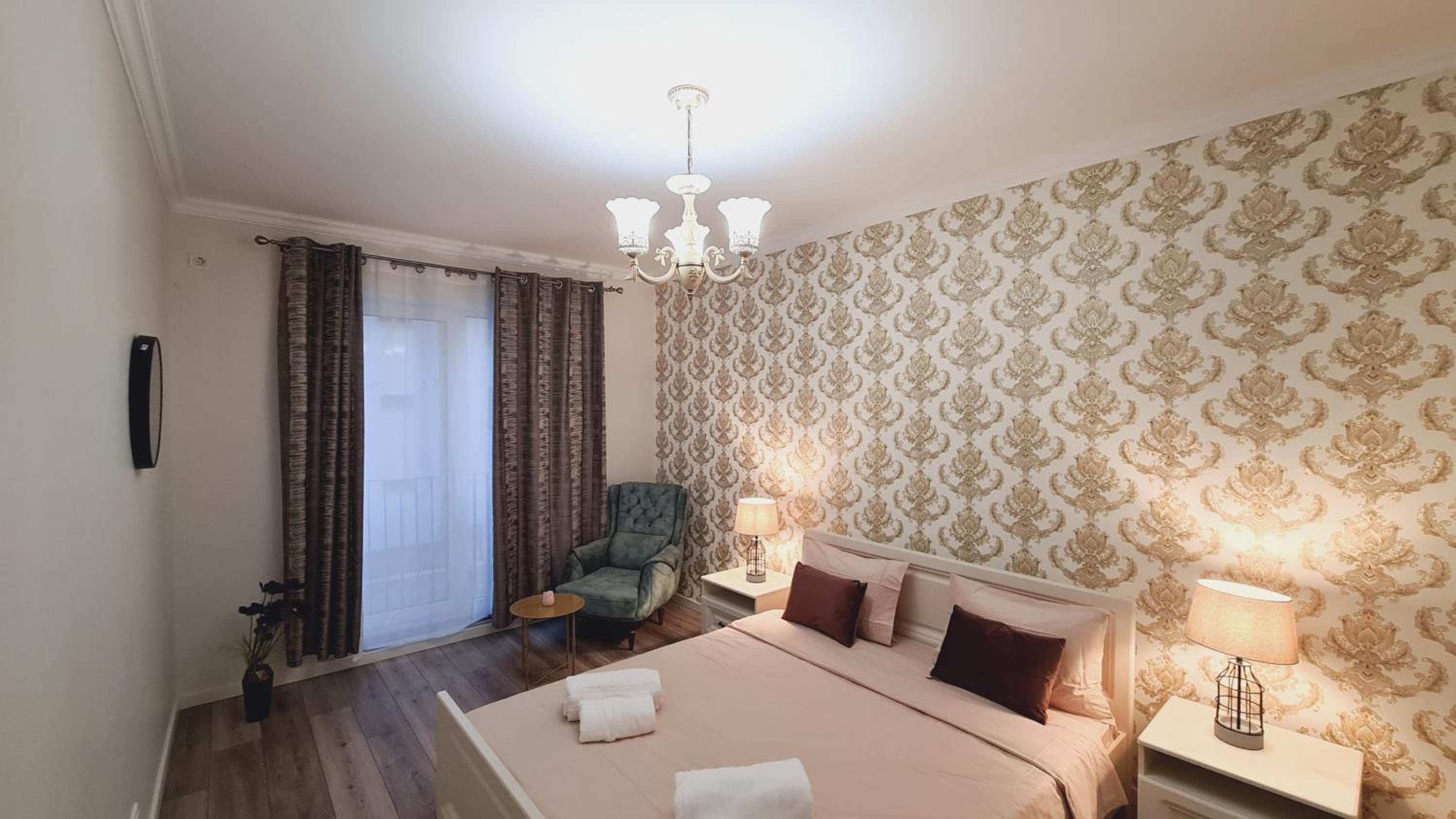 Two-Bedroom Apartment - Photo 31
