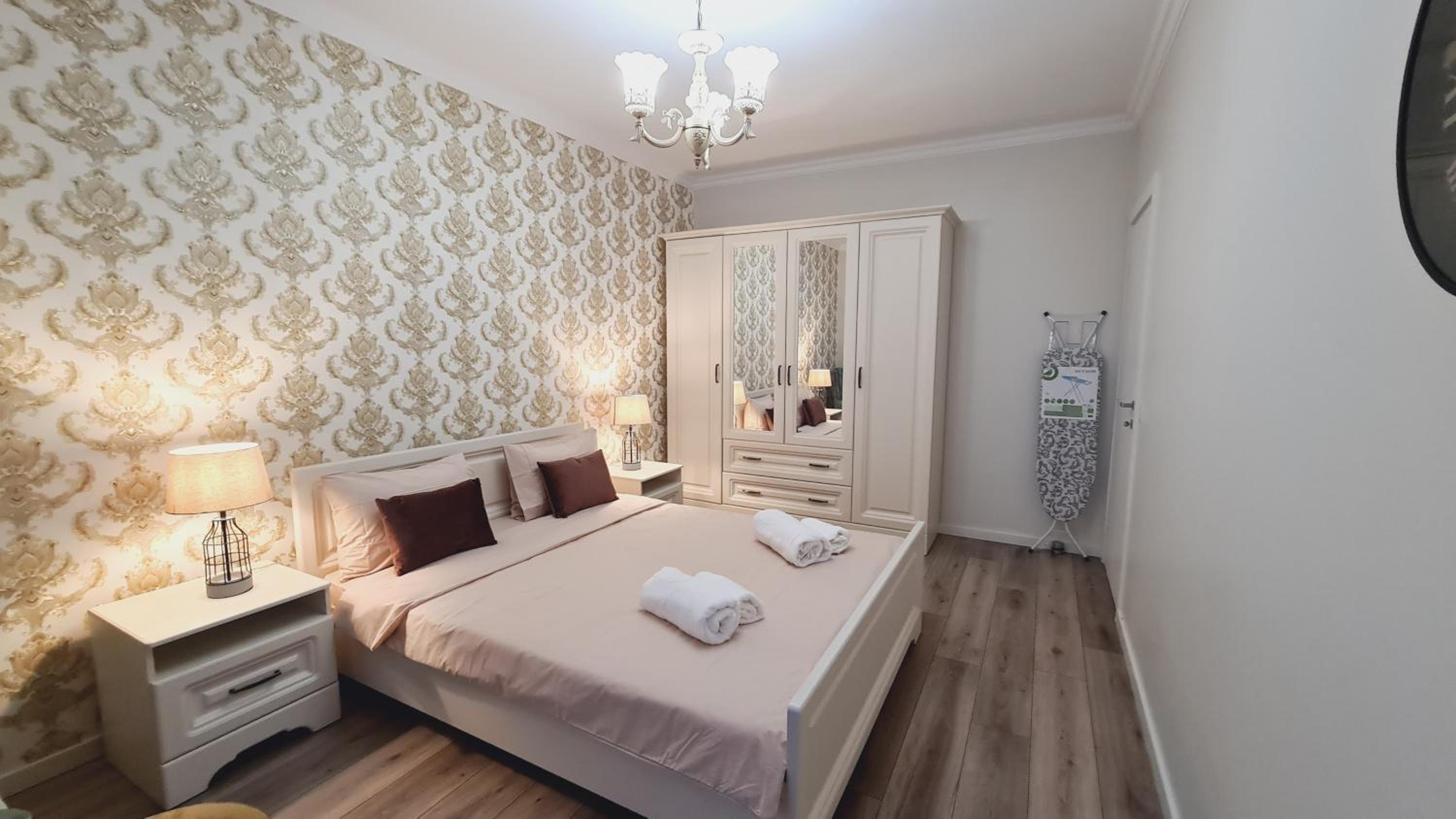 Two-Bedroom Apartment - Photo 33